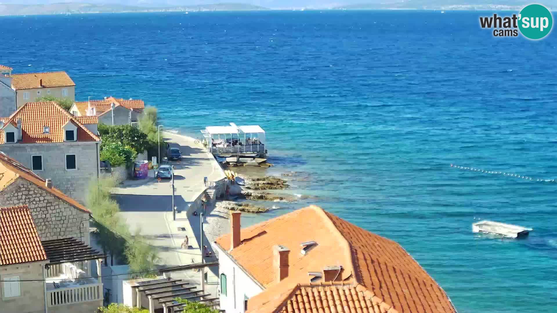 Spletna kamera Sutivan panorama – pogled v živo z otoka Brač