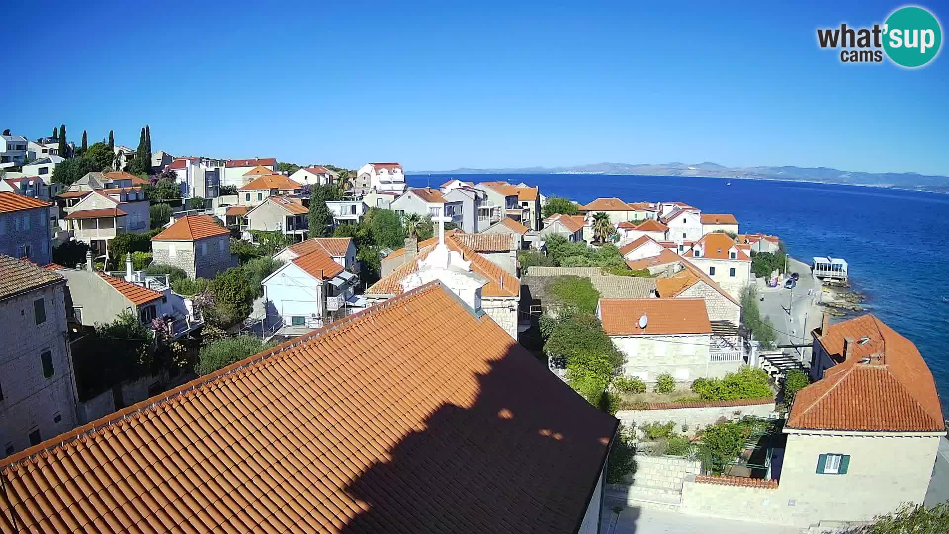 Spletna kamera Sutivan panorama – pogled v živo z otoka Brač