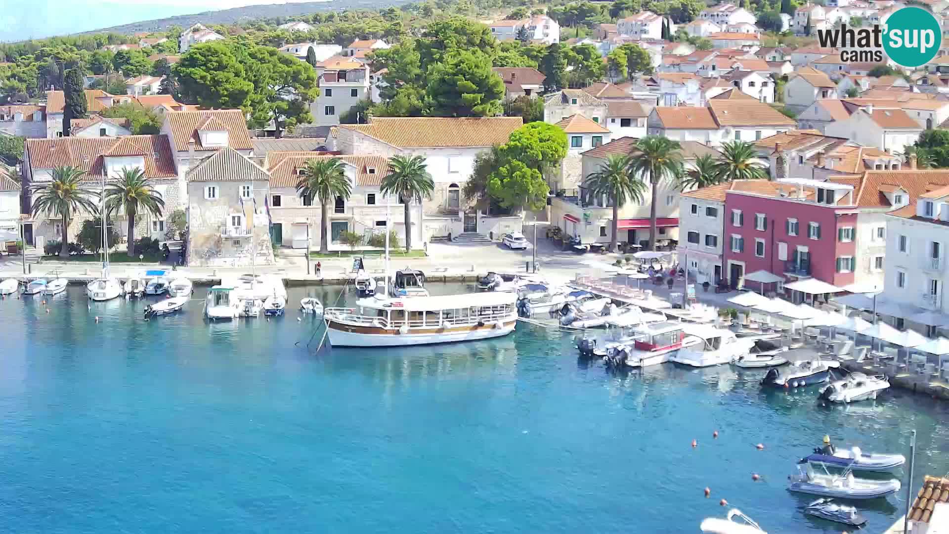 Web kamera Sutivan panorama – Pogled uživo s otoka Brača