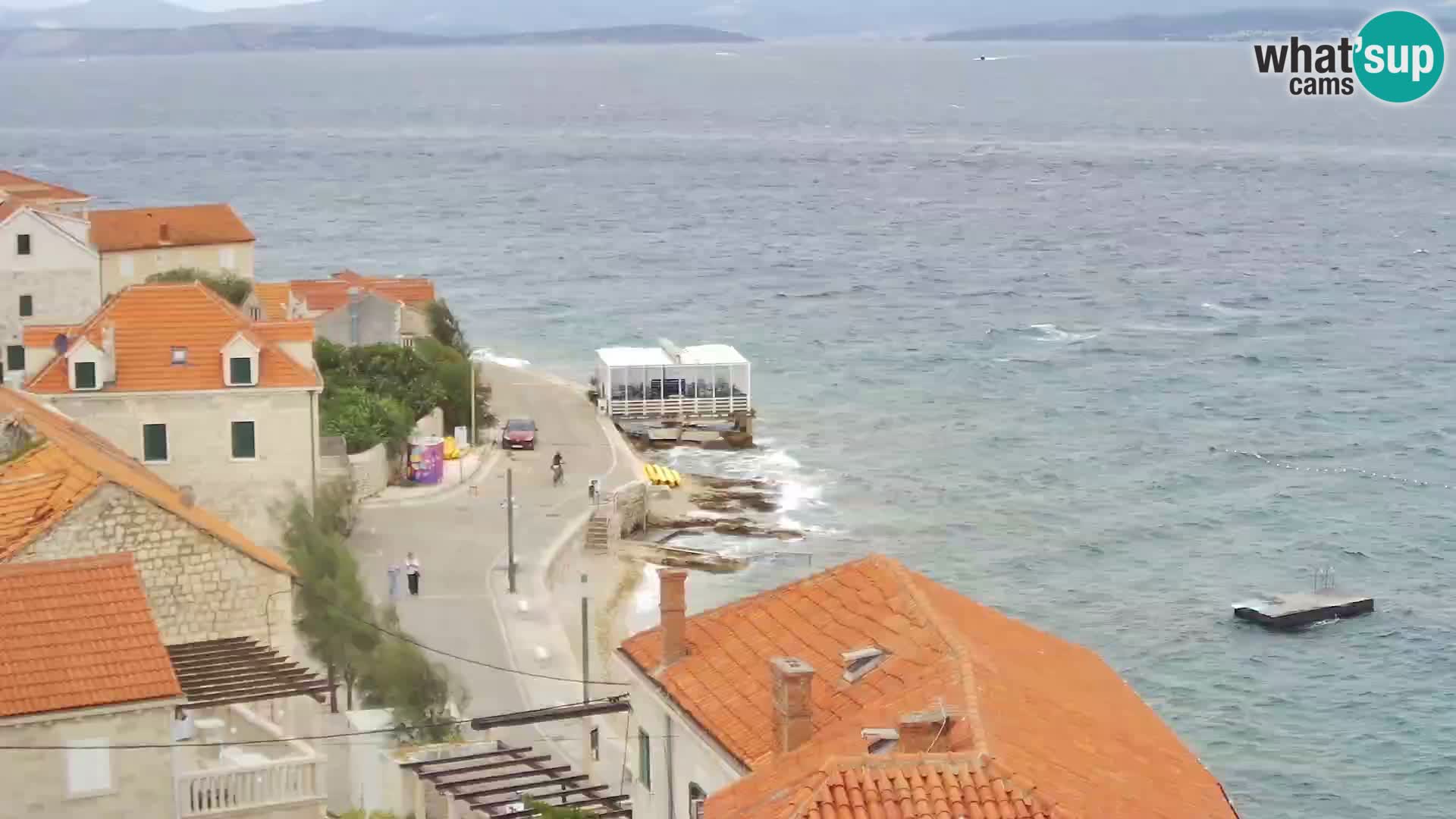 Spletna kamera Sutivan panorama – pogled v živo z otoka Brač