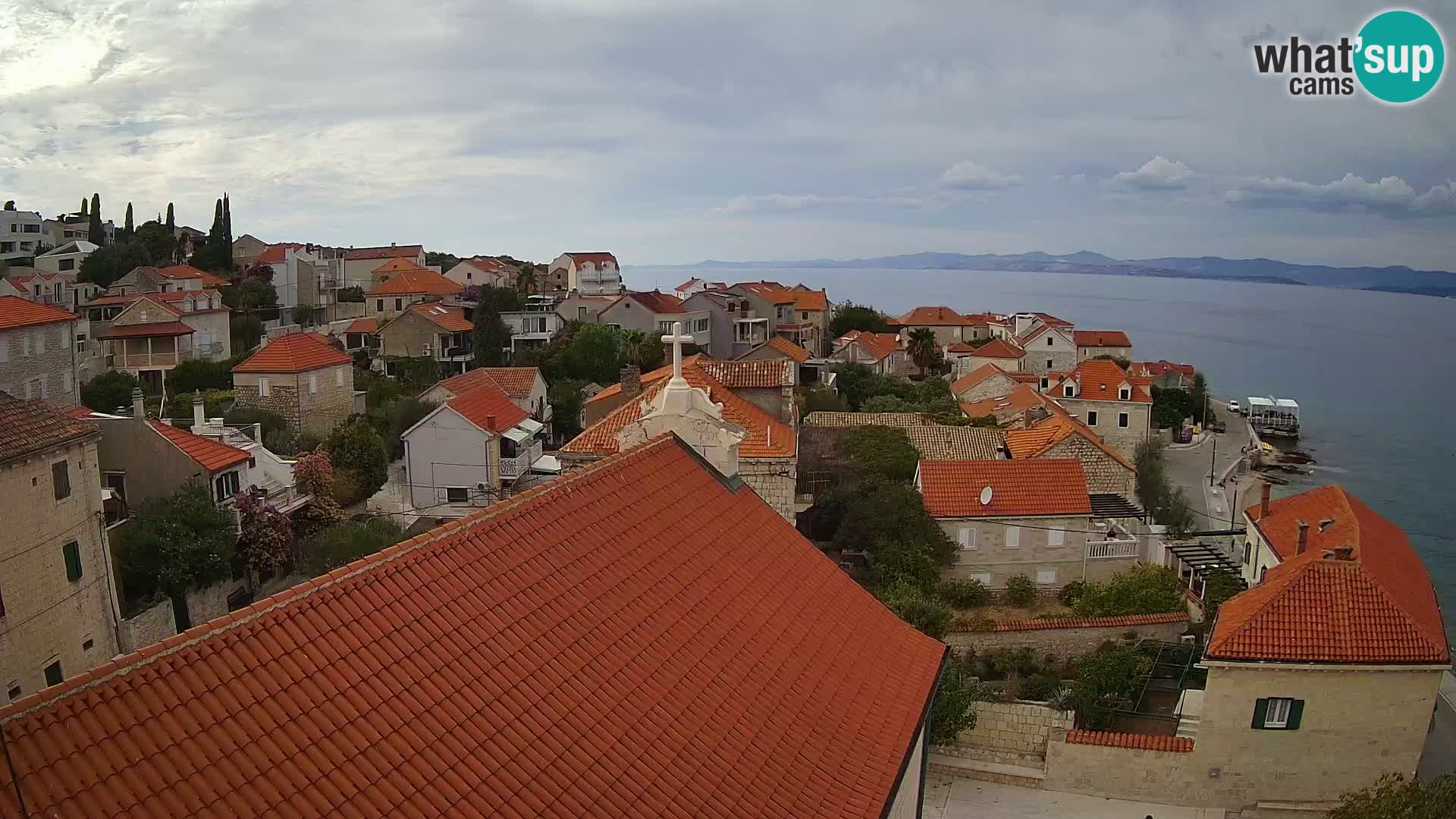 Spletna kamera Sutivan panorama – pogled v živo z otoka Brač