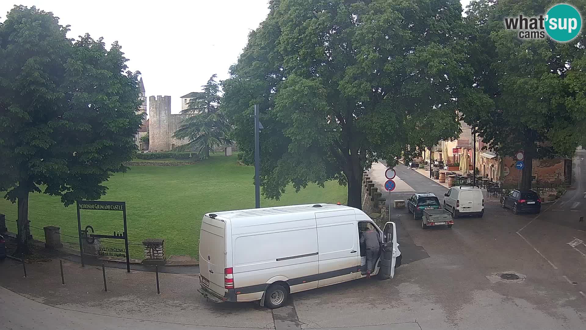 LIVE Svetvinčenat – vista al castillo Morosini Grimani – Istria – Croacia