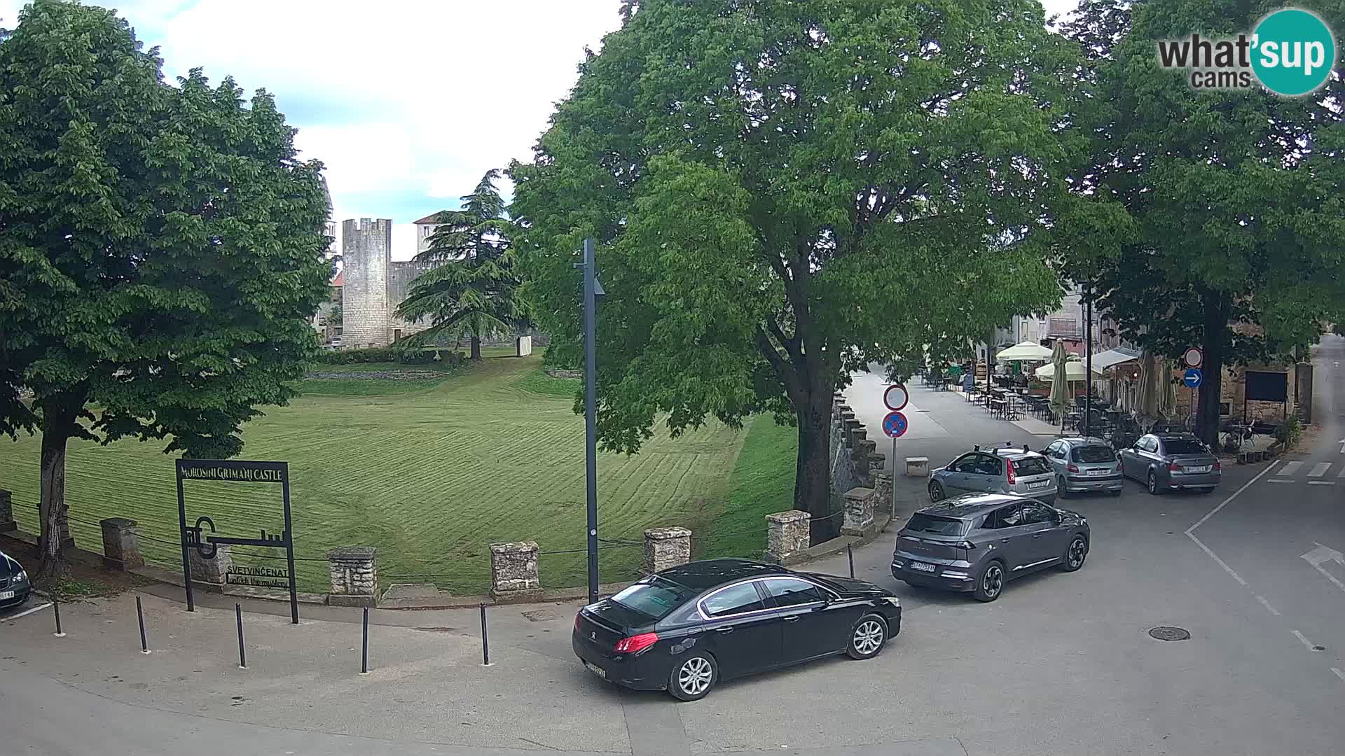Live Svetvinčenat – vue sur le château Morosini Grimani – Istrie – Croatie