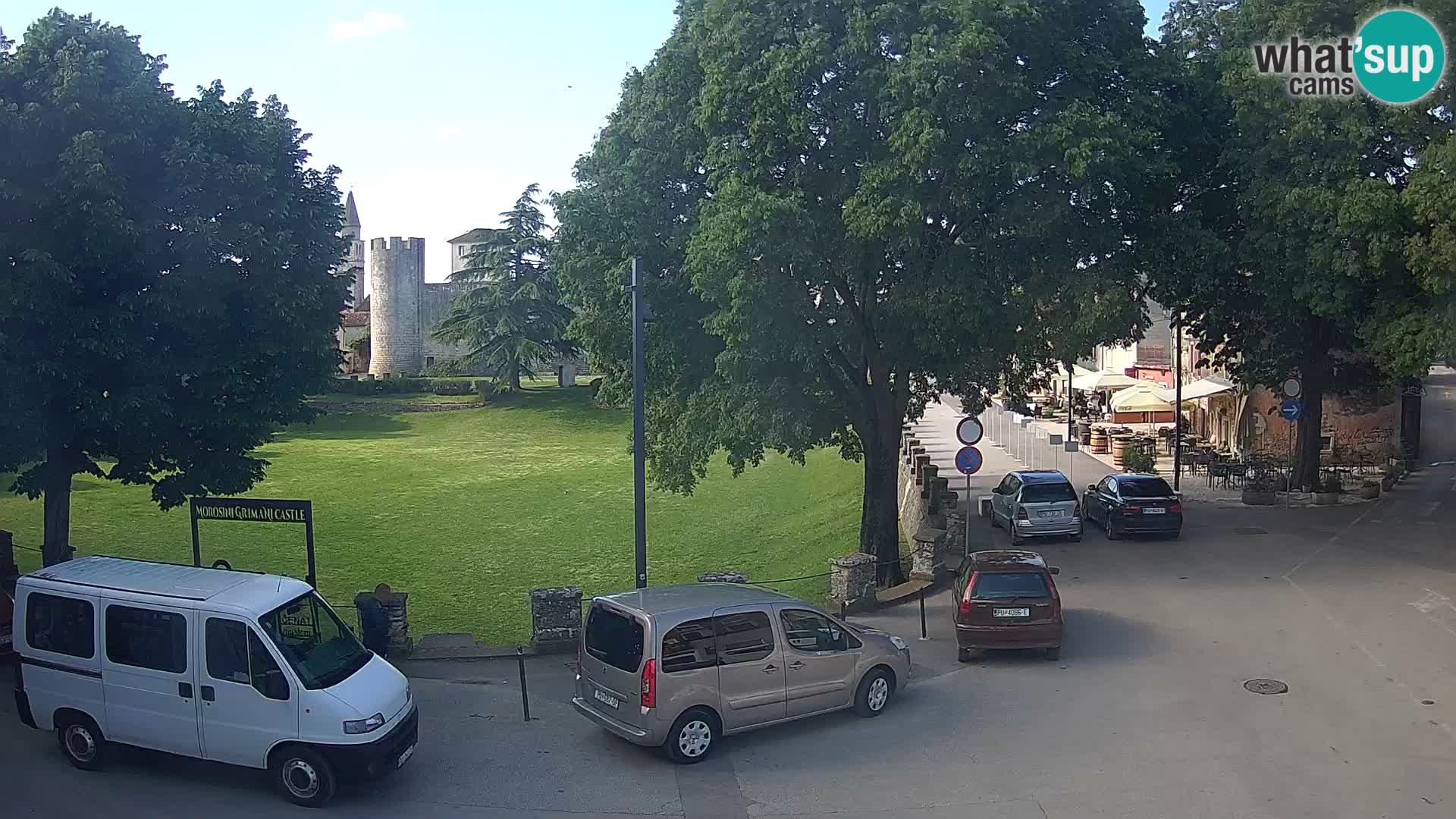 Live Svetvinčenat (Sanvincenti) – vista sul castello Morosini Grimani – Istria – Croazia