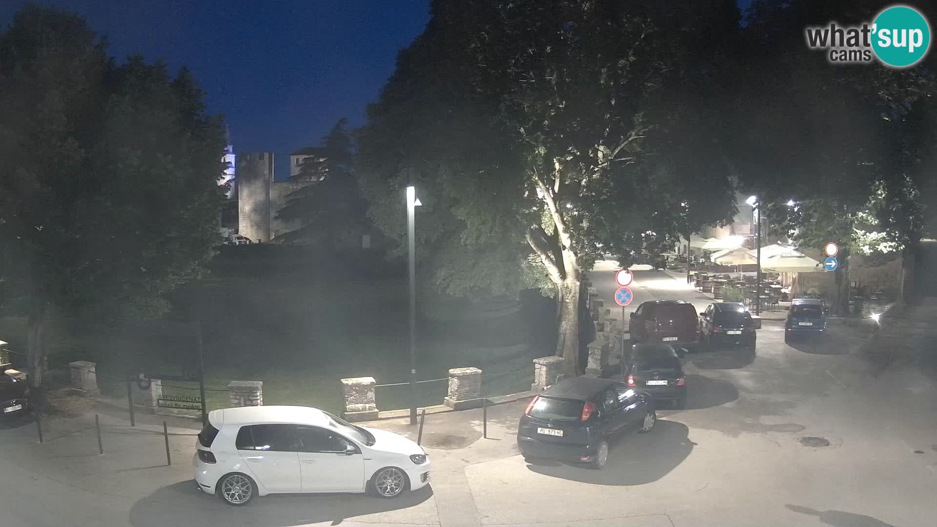 Live Svetvinčenat – Blick auf Schloss Morosini Grimani – Istrien – Kroatien