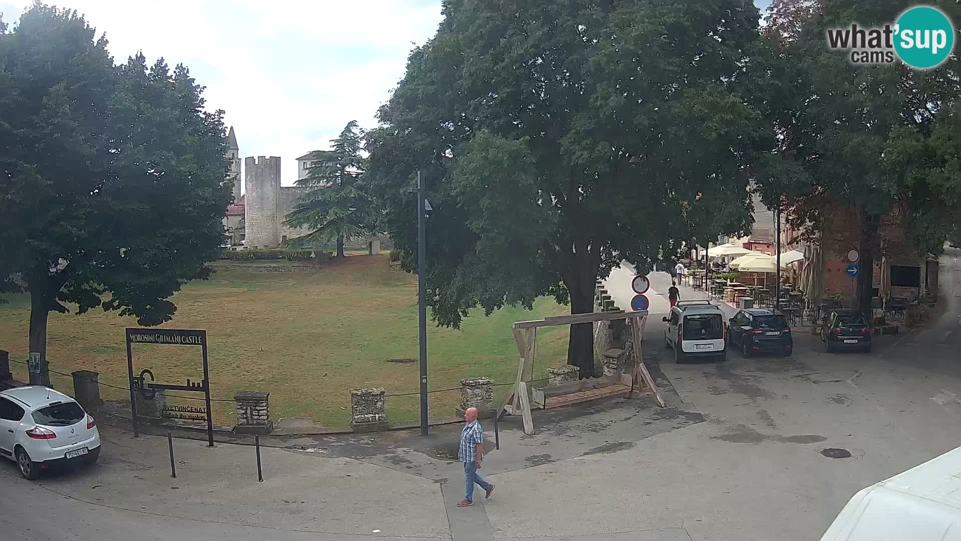 Live Svetvinčenat – Blick auf Schloss Morosini Grimani – Istrien – Kroatien