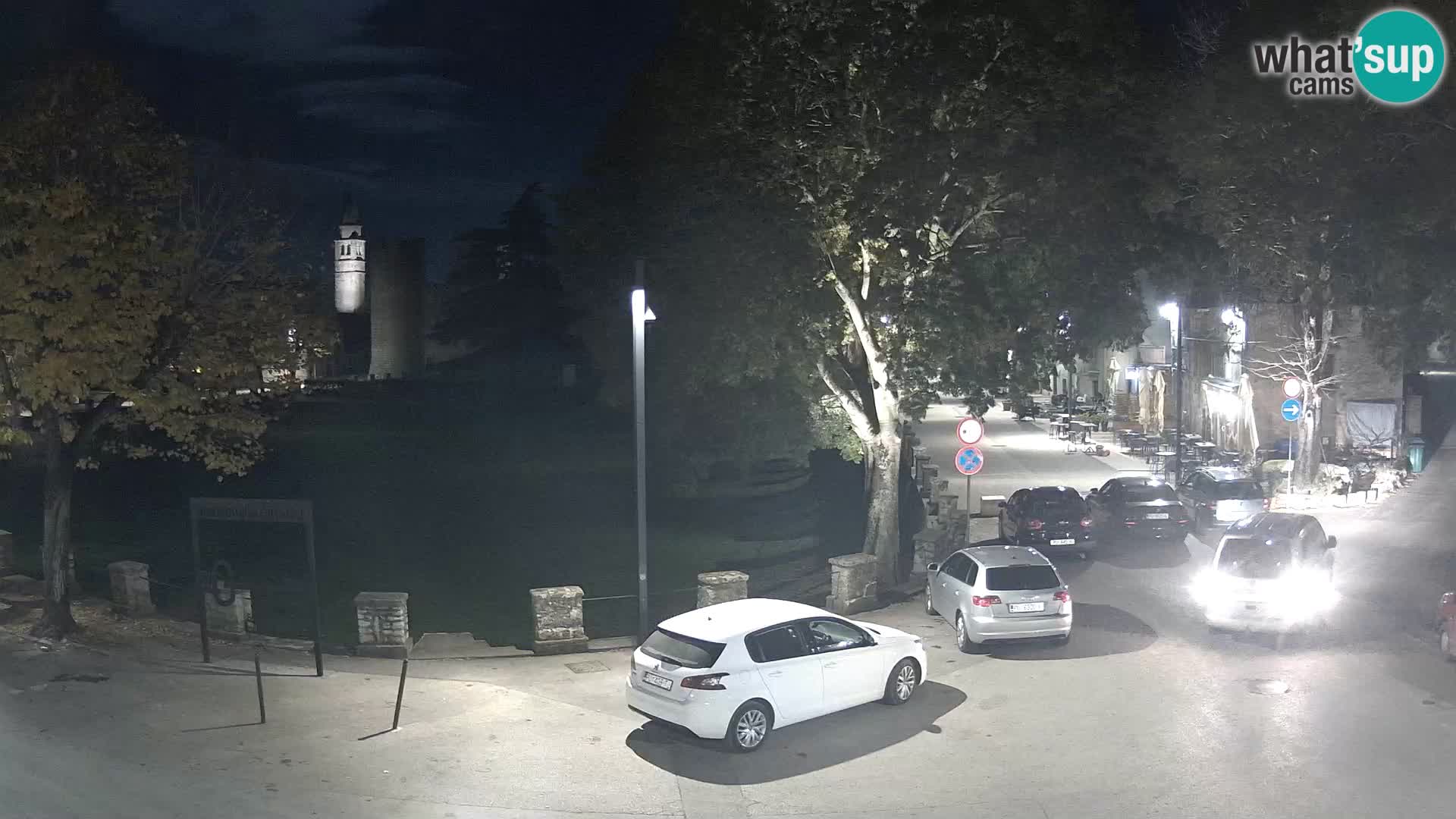 Live Svetvinčenat – Blick auf Schloss Morosini Grimani – Istrien – Kroatien