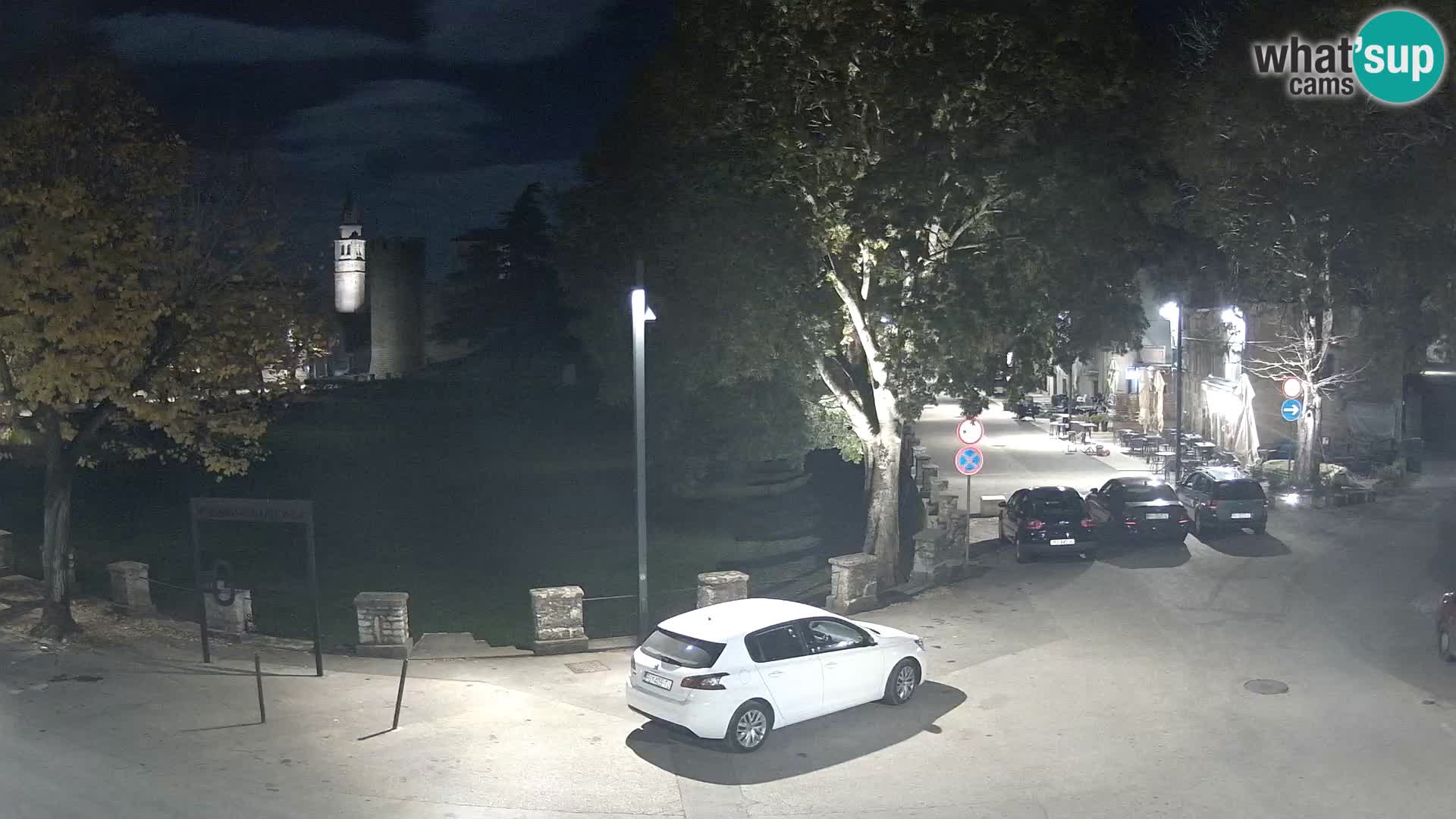 Live Svetvinčenat – Blick auf Schloss Morosini Grimani – Istrien – Kroatien