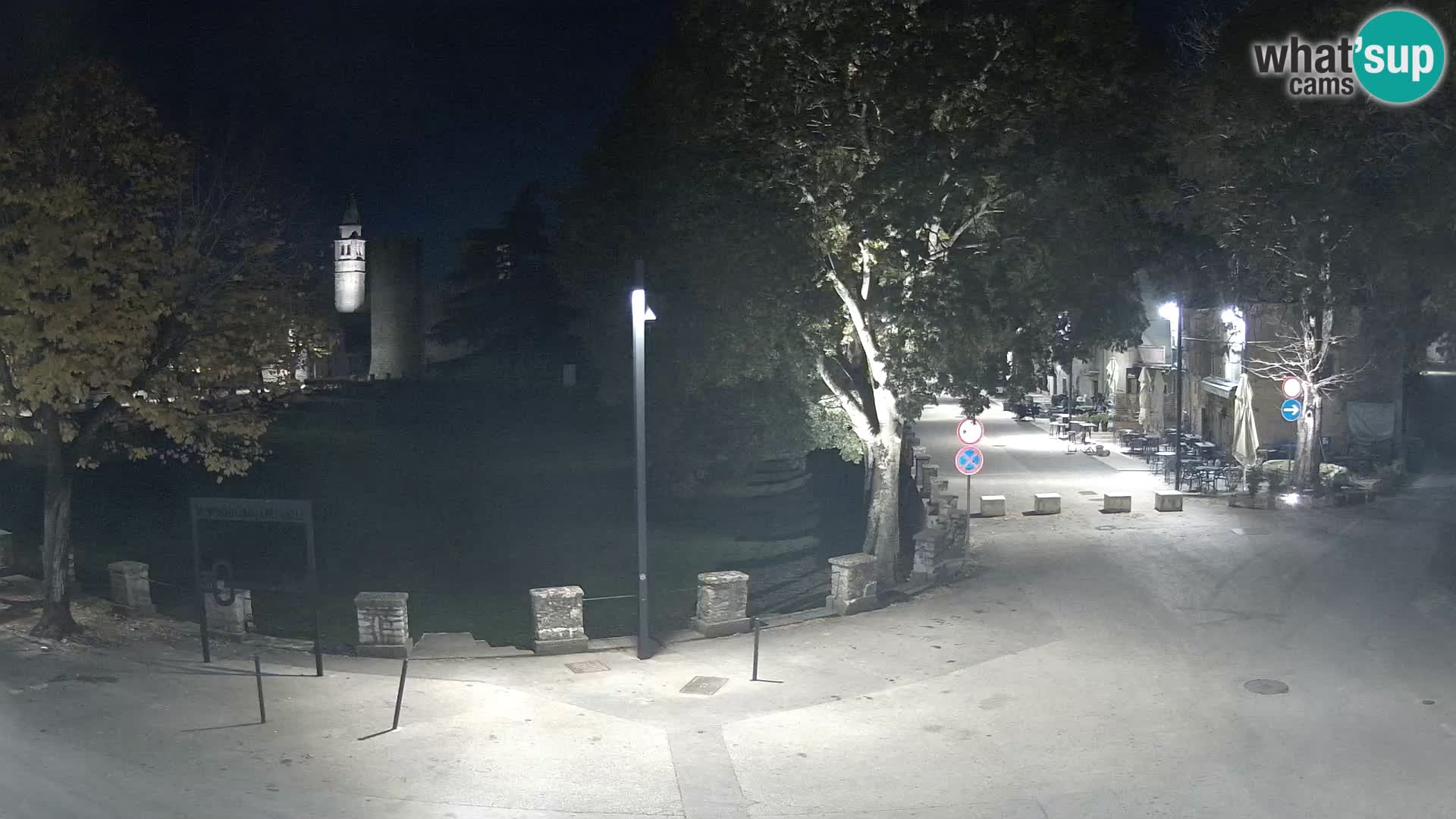 Live Svetvinčenat – Blick auf Schloss Morosini Grimani – Istrien – Kroatien