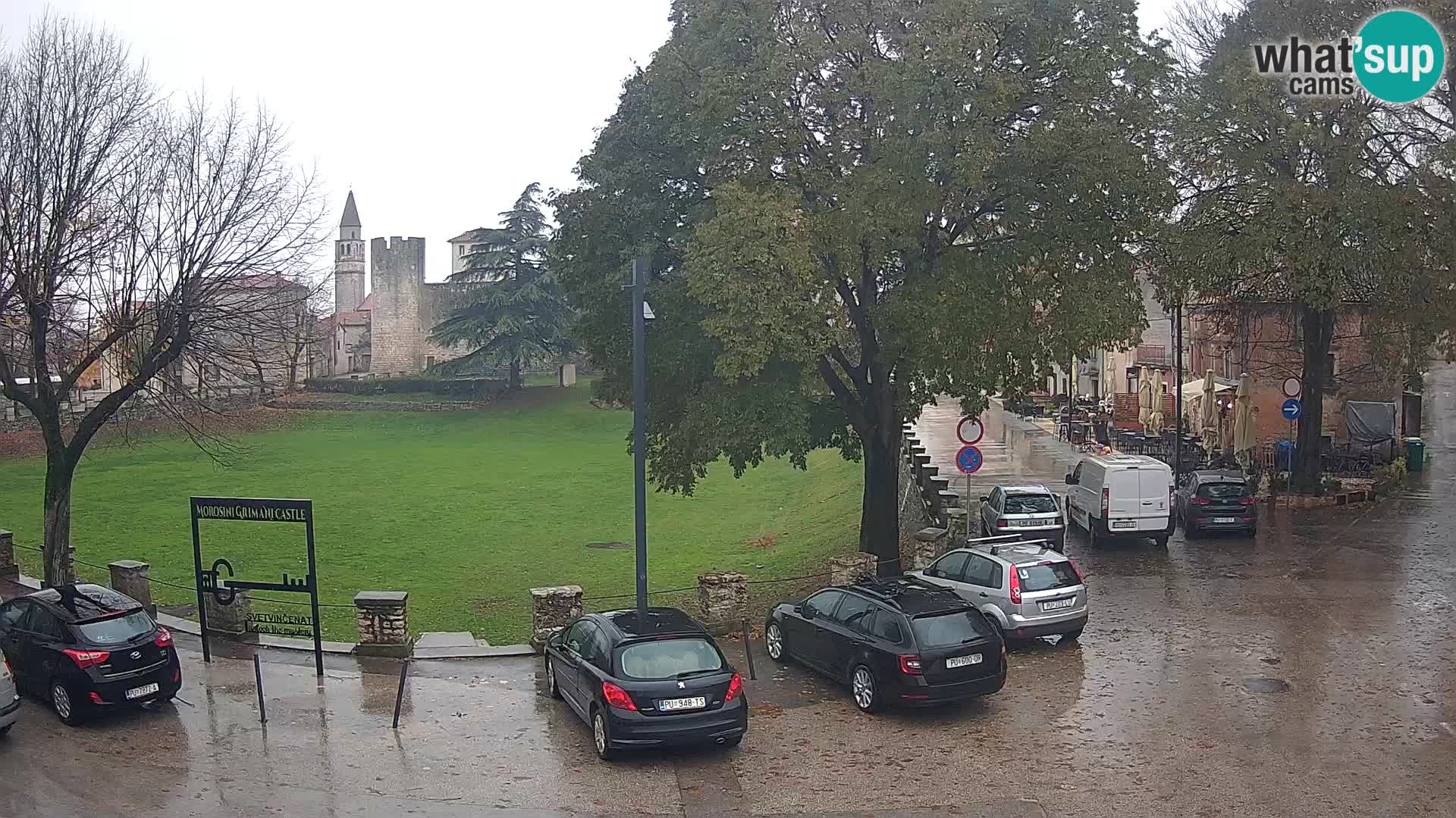 Live Svetvinčenat (Sanvincenti) – vista sul castello Morosini Grimani – Istria – Croazia