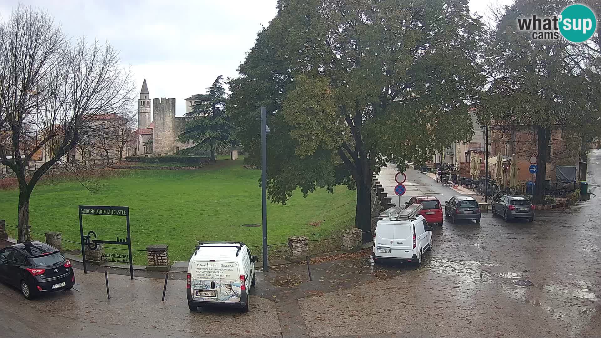 Live Svetvinčenat – Blick auf Schloss Morosini Grimani – Istrien – Kroatien