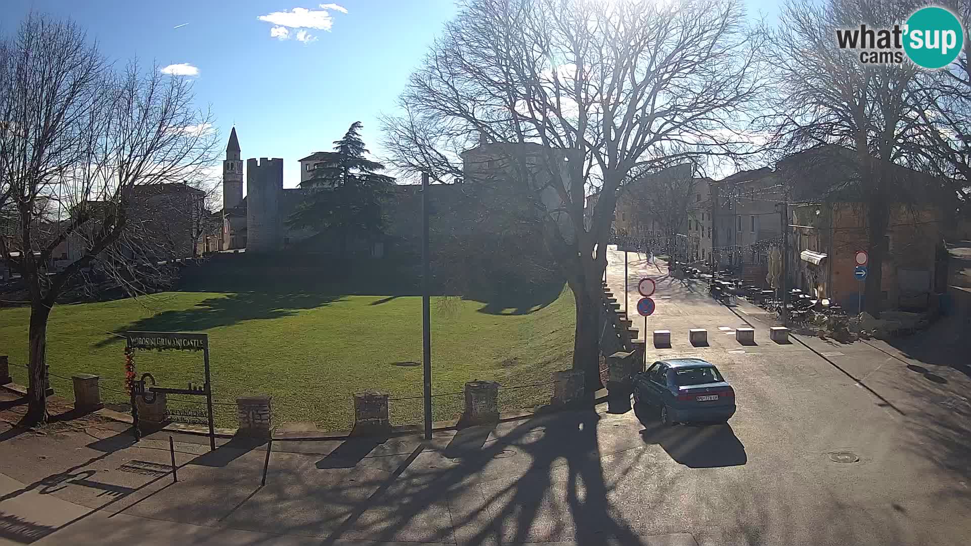 Live Svetvinčenat (Sanvincenti) – vista sul castello Morosini Grimani – Istria – Croazia