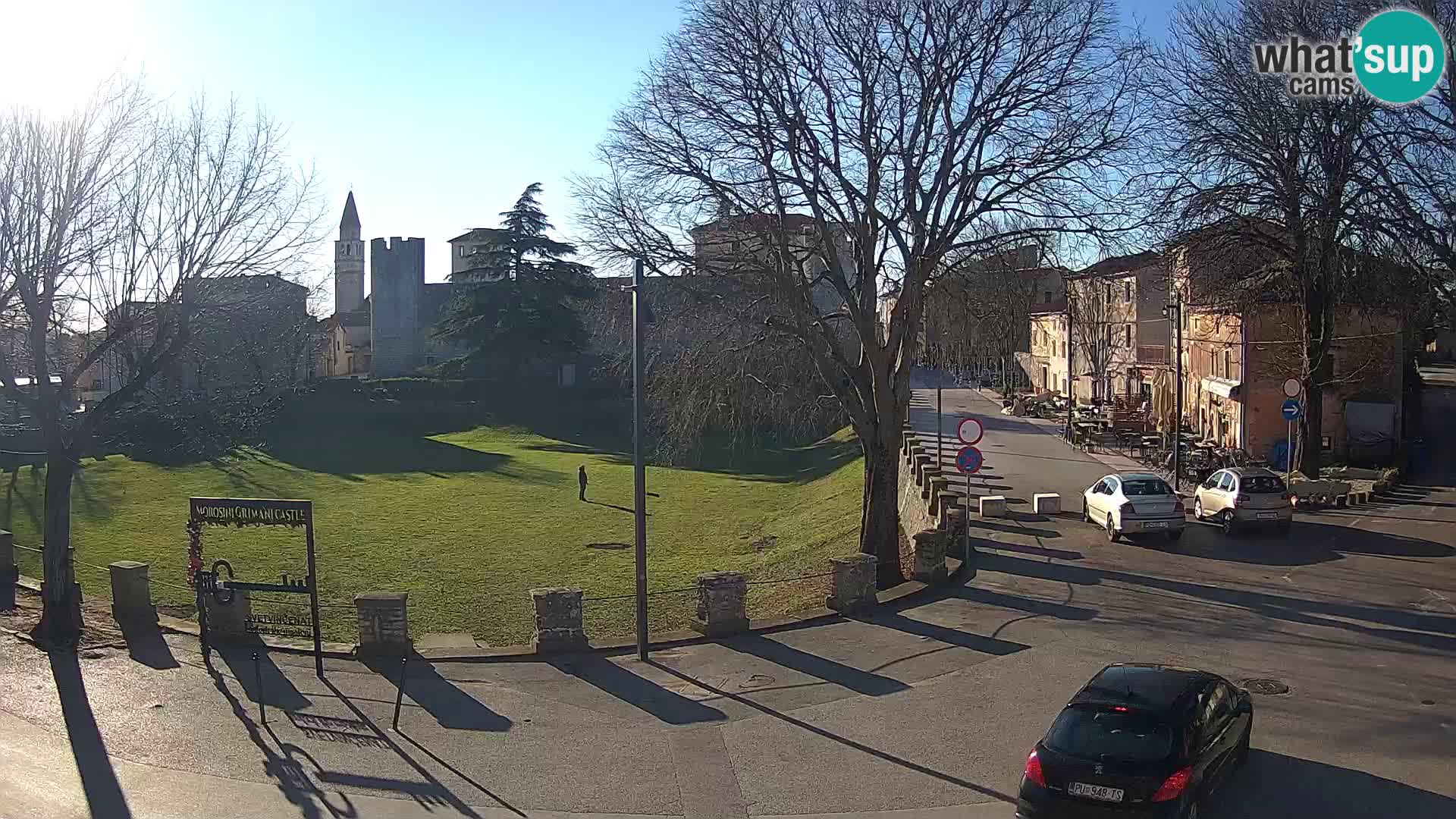 Live Svetvinčenat – vue sur le château Morosini Grimani – Istrie – Croatie