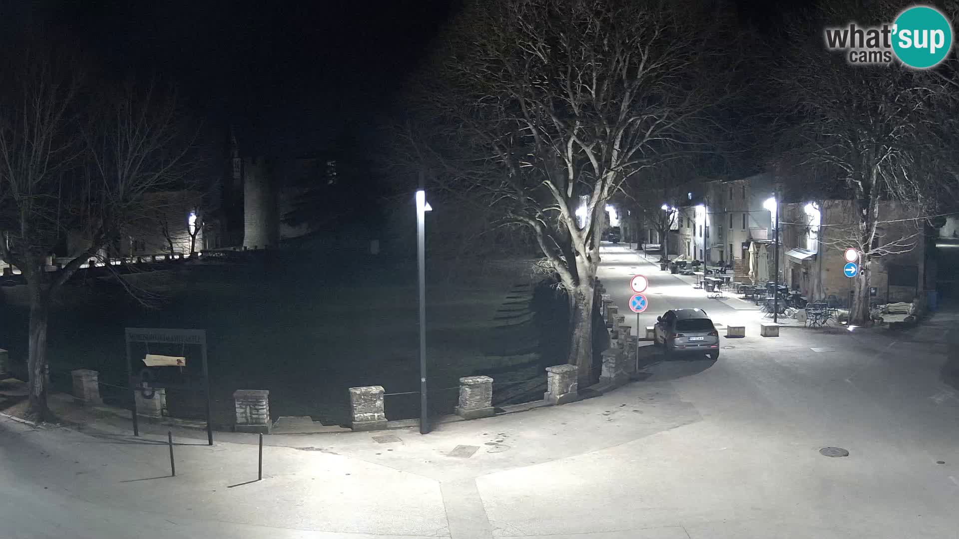 Live Svetvinčenat – Blick auf Schloss Morosini Grimani – Istrien – Kroatien