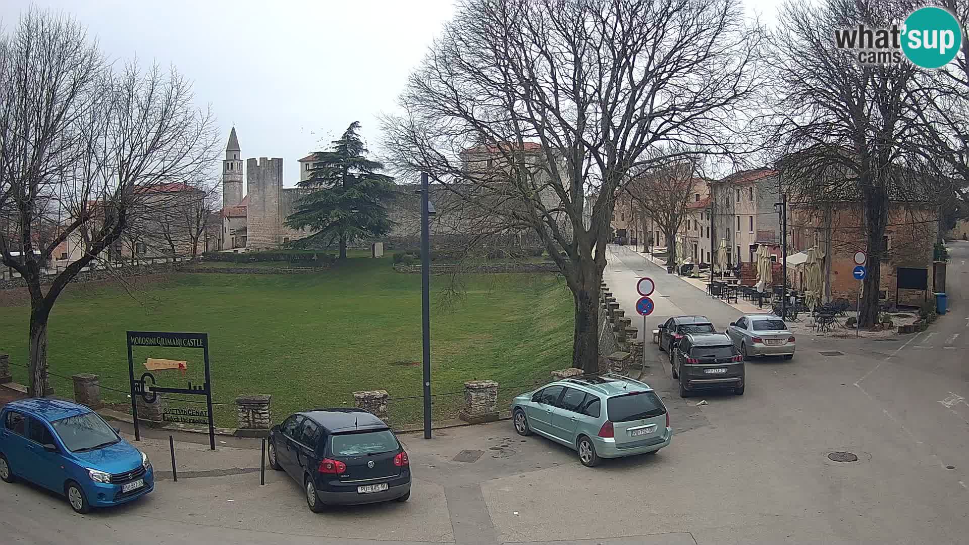 Live Svetvinčenat – Blick auf Schloss Morosini Grimani – Istrien – Kroatien