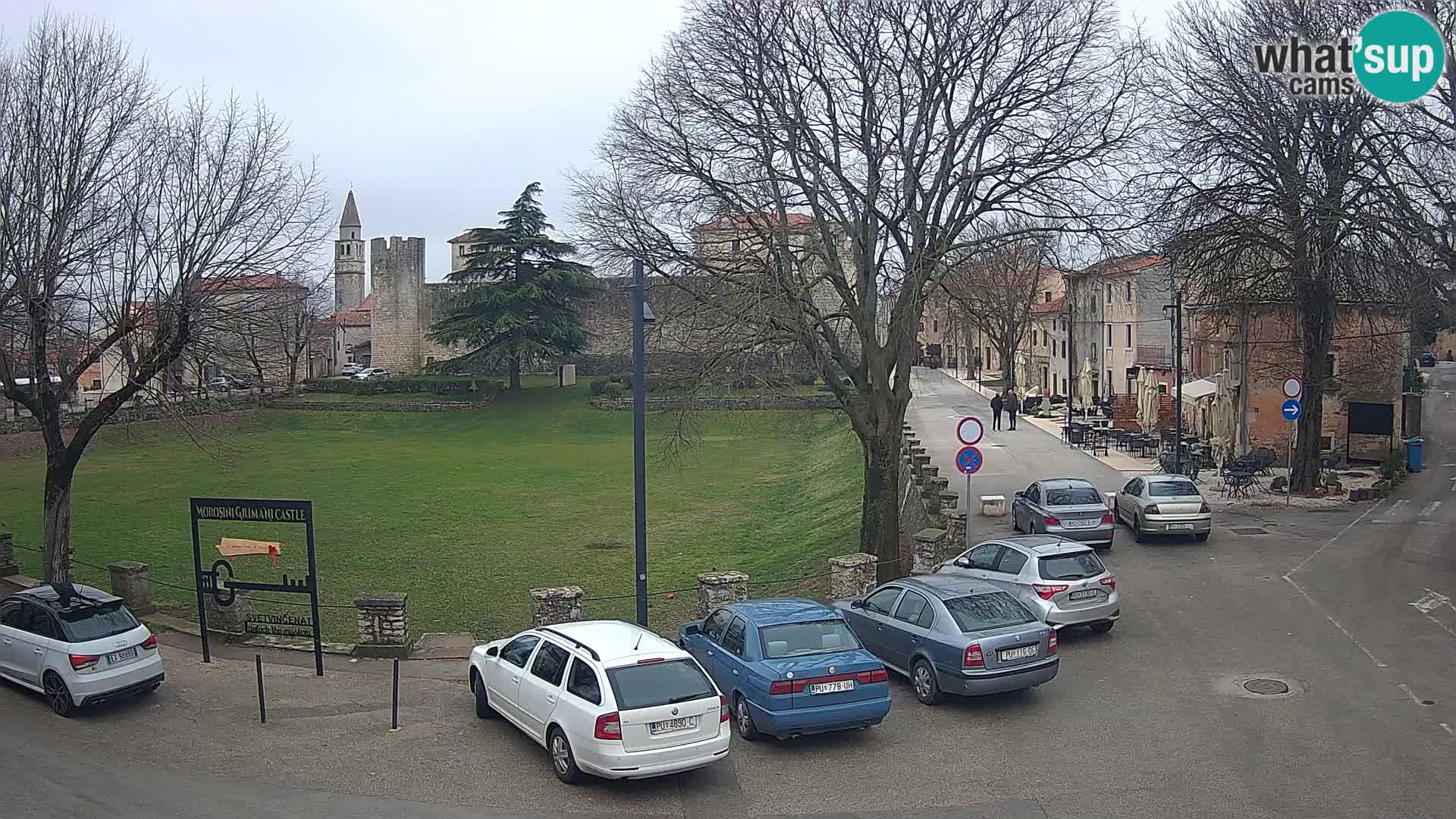 LIVE Svetvinčenat – vista al castillo Morosini Grimani – Istria – Croacia