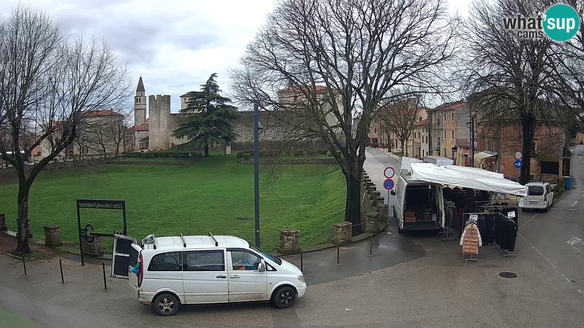 Uživo Svetvinčenat – pogled na dvorac Morosini Grimani – Istra