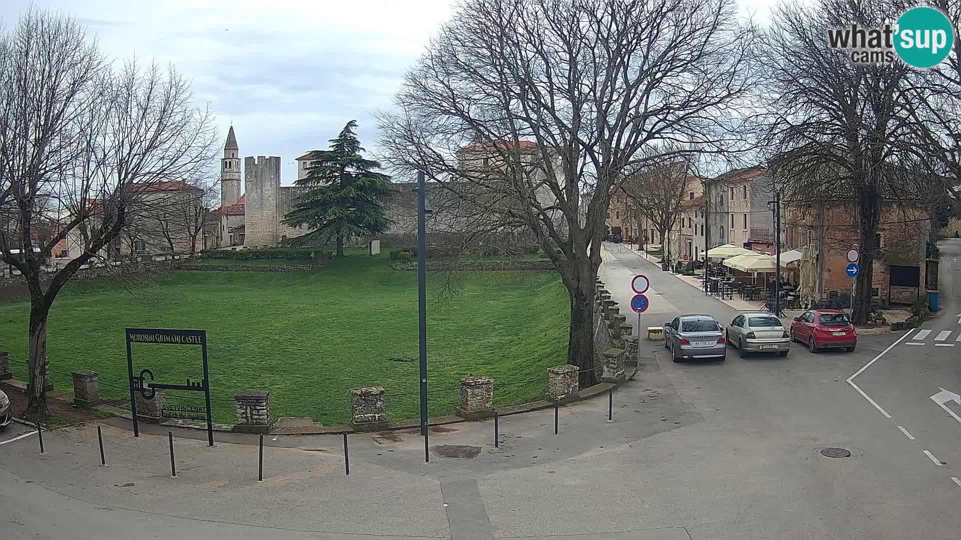 Live Svetvinčenat – vue sur le château Morosini Grimani – Istrie – Croatie