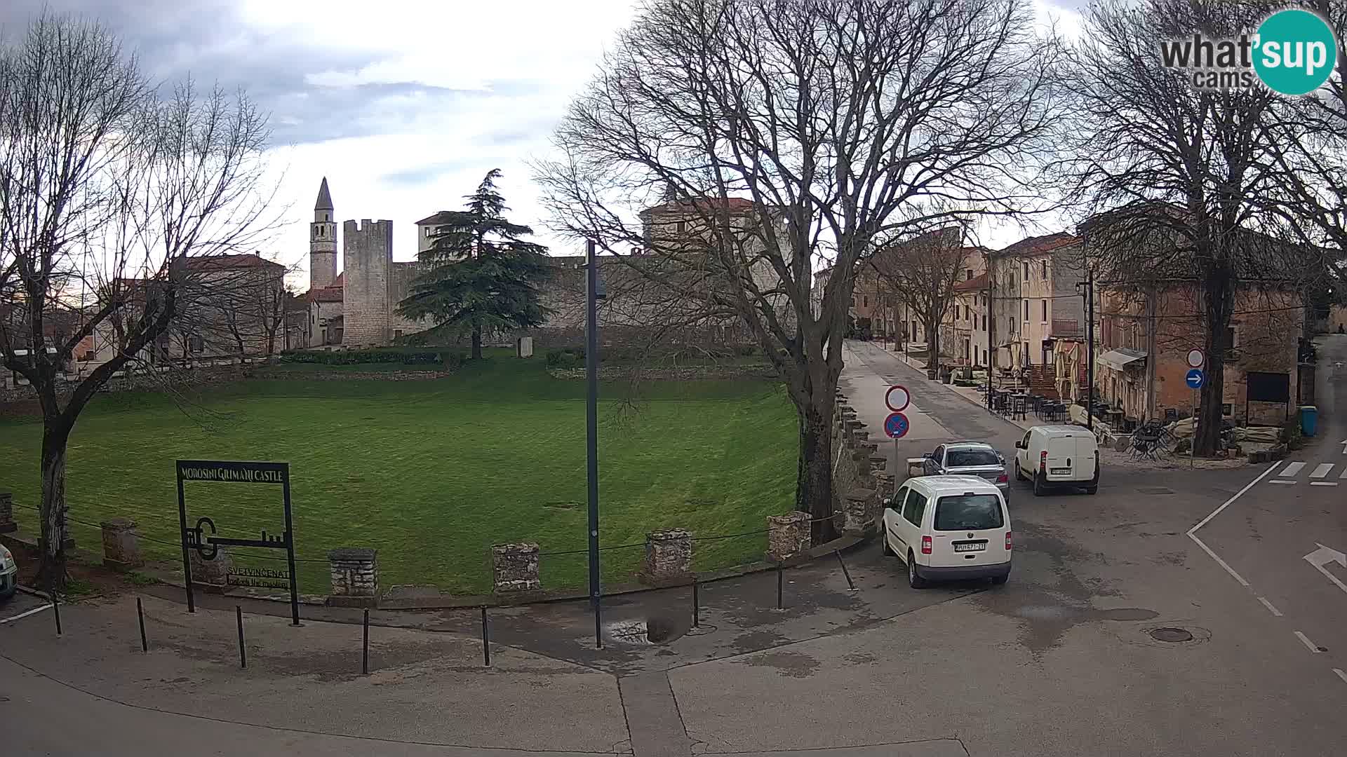 LIVE Svetvinčenat – vista al castillo Morosini Grimani – Istria – Croacia