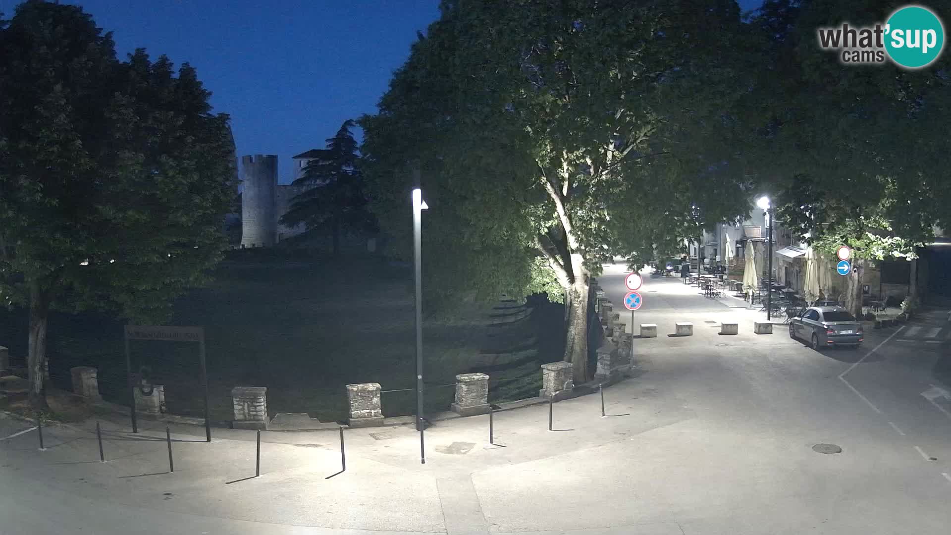 Live Svetvinčenat (Sanvincenti) – vista sul castello Morosini Grimani – Istria – Croazia