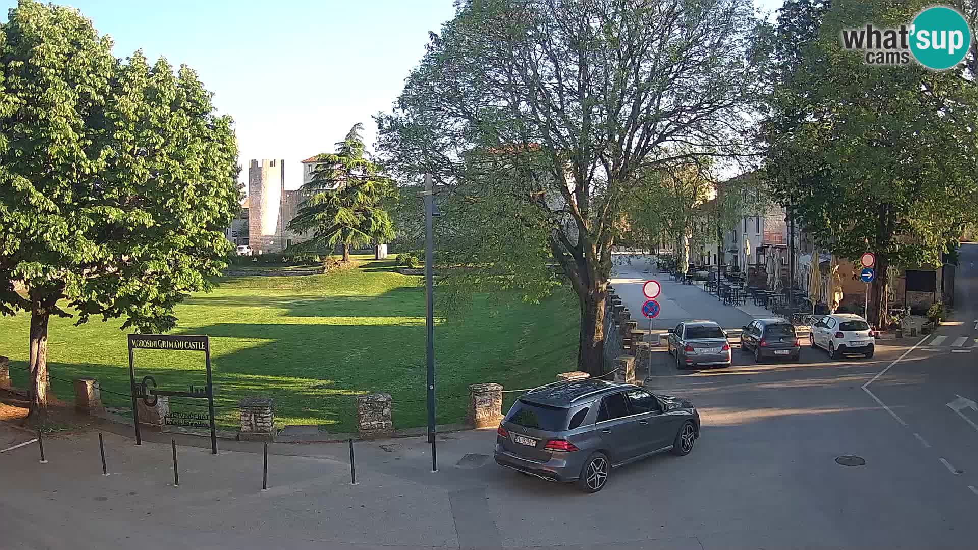 Live Svetvinčenat – vue sur le château Morosini Grimani – Istrie – Croatie