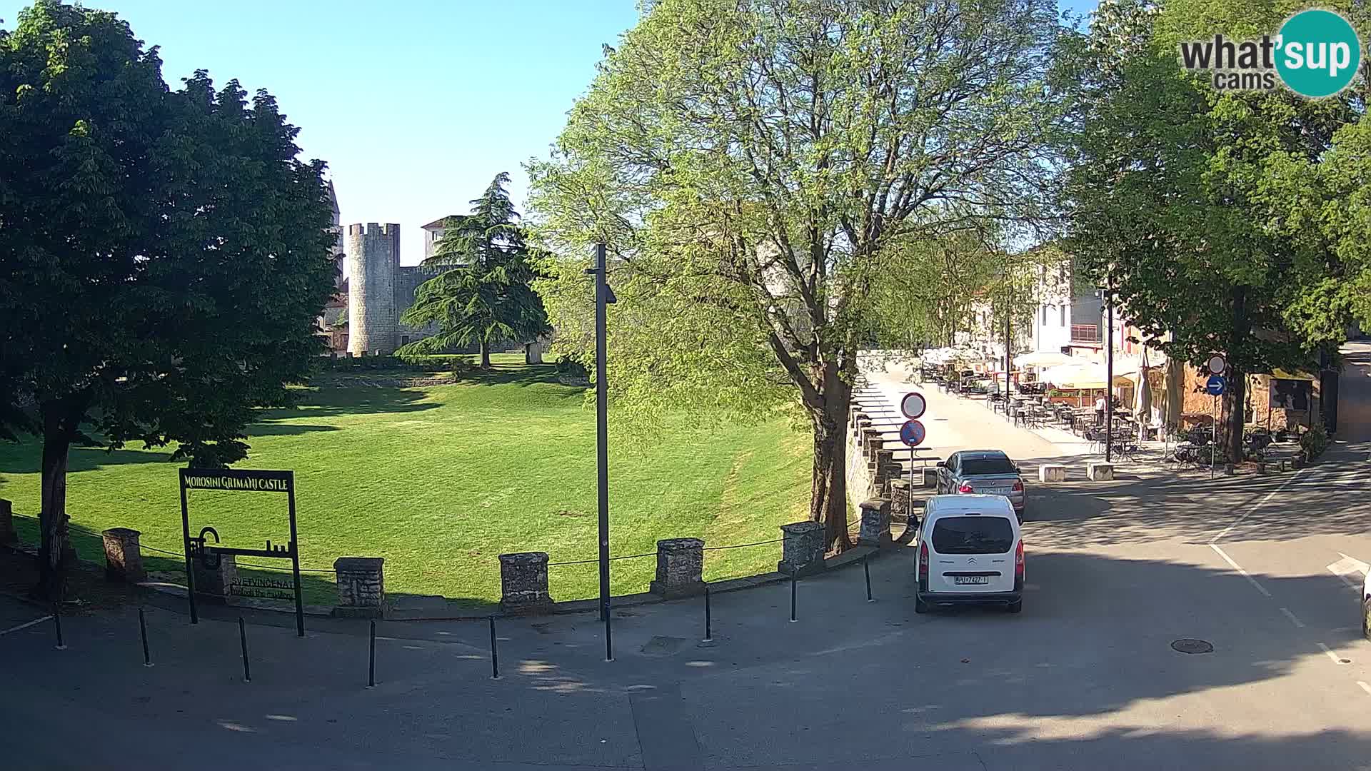 Uživo Svetvinčenat – pogled na dvorac Morosini Grimani – Istra