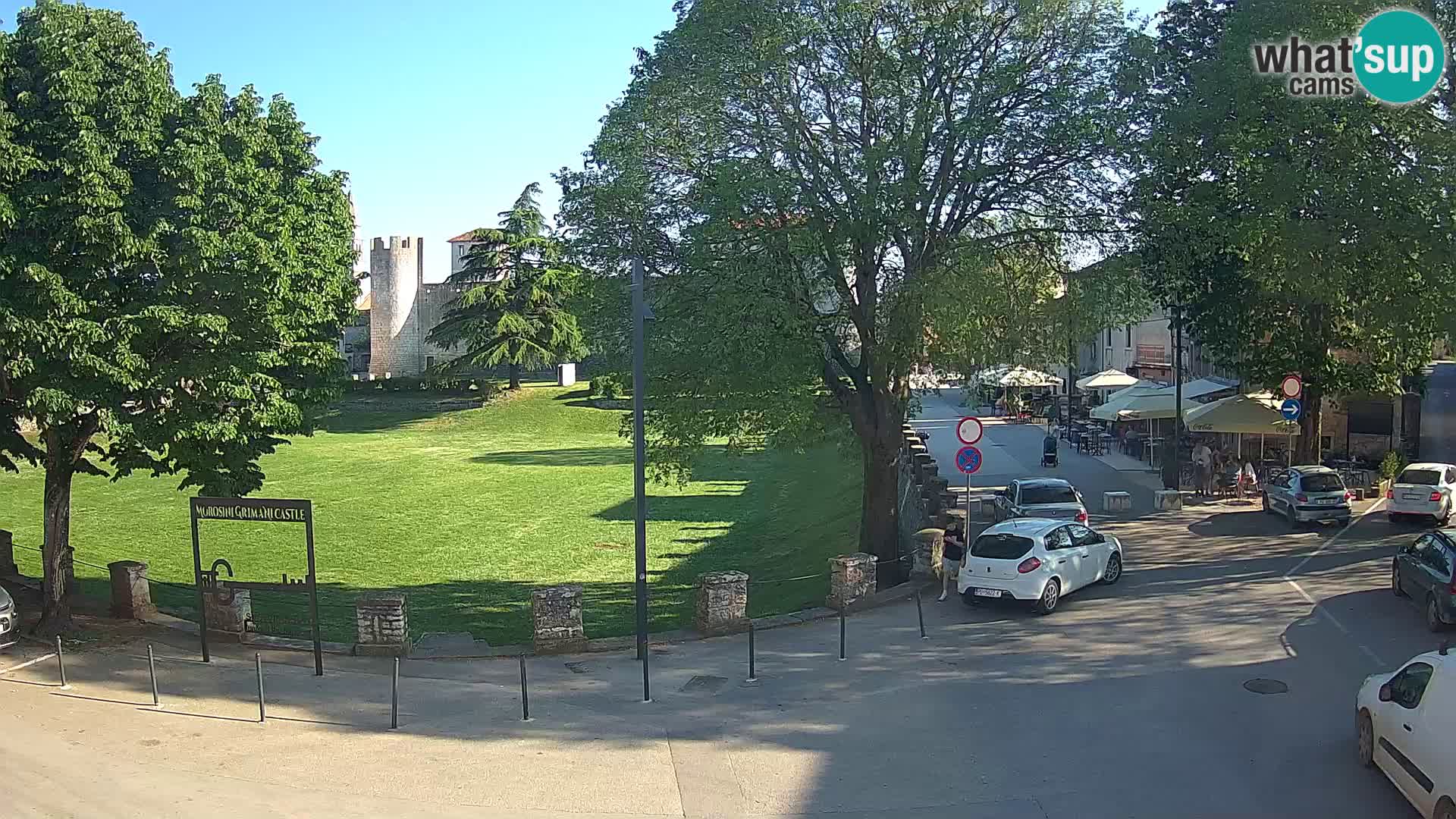 Live Svetvinčenat (Sanvincenti) – vista sul castello Morosini Grimani – Istria – Croazia