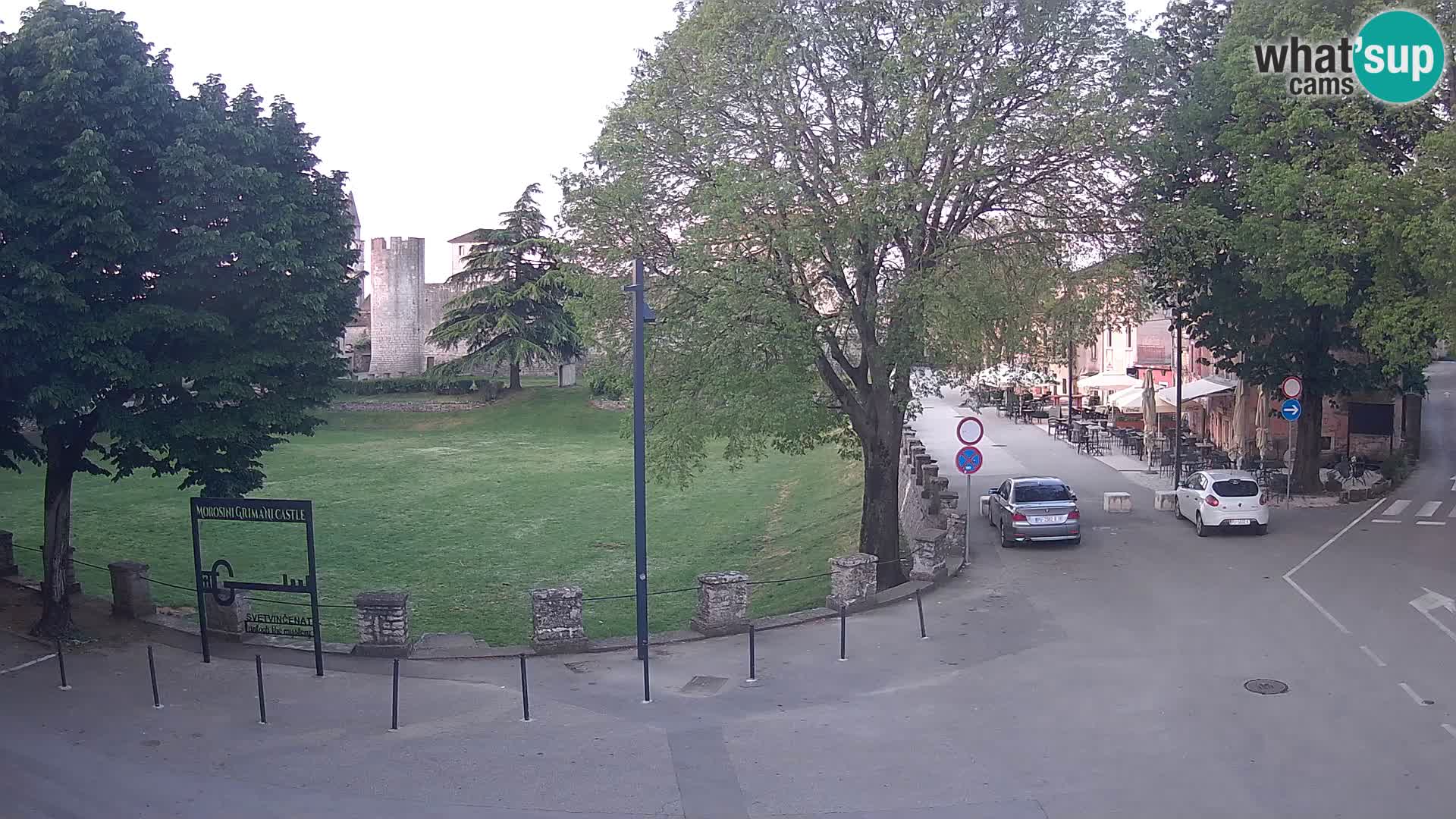 Live Svetvinčenat (Sanvincenti) – vista sul castello Morosini Grimani – Istria – Croazia