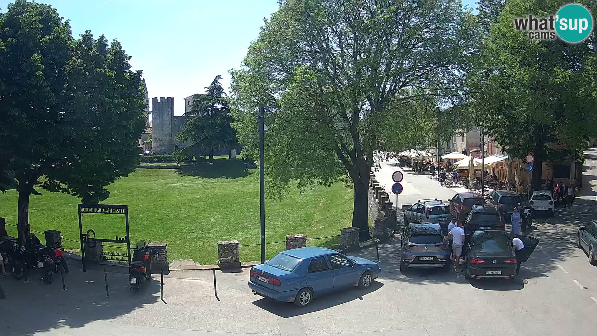 Live Svetvinčenat – Blick auf Schloss Morosini Grimani – Istrien – Kroatien