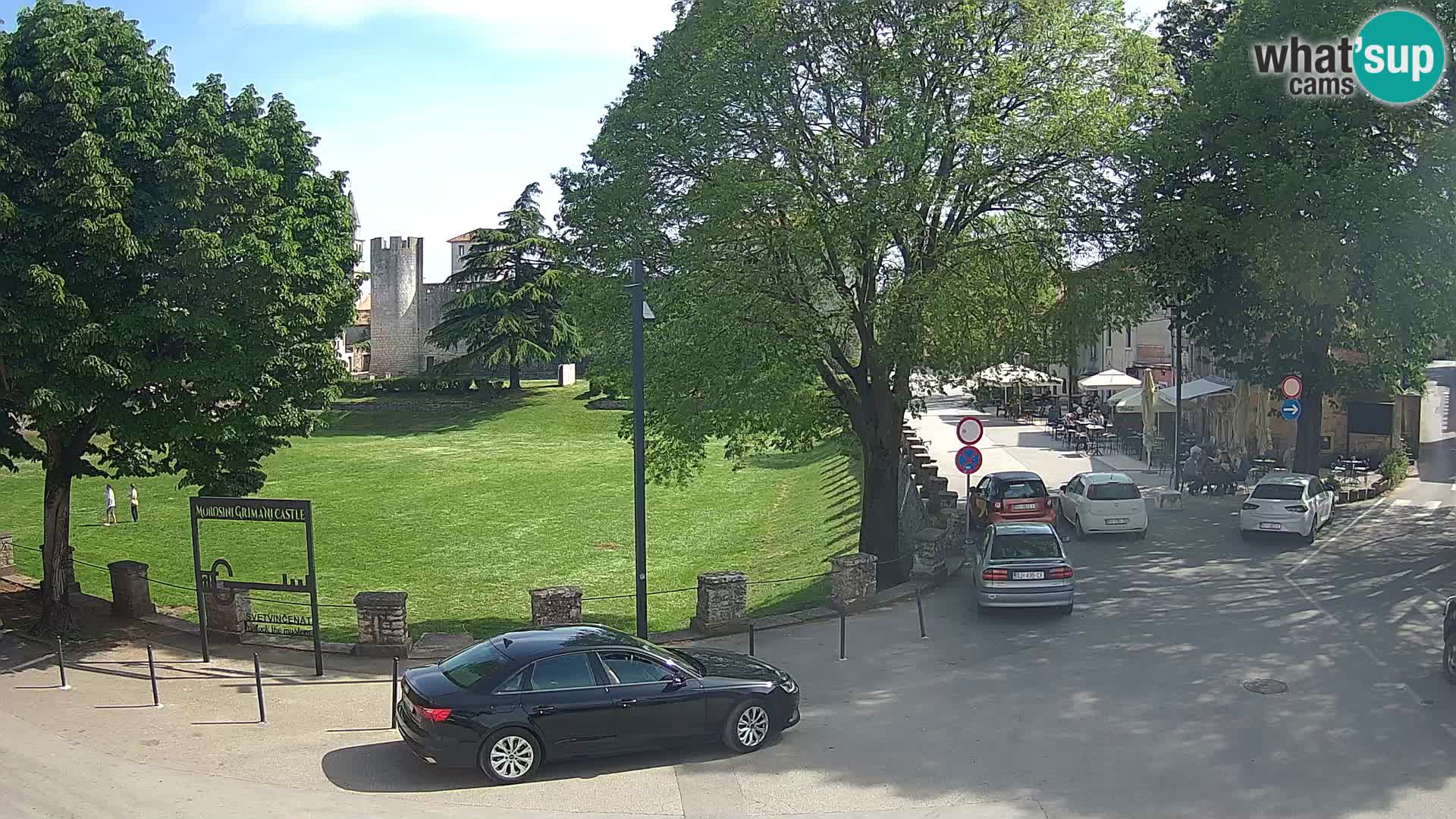 Uživo Svetvinčenat – pogled na dvorac Morosini Grimani – Istra