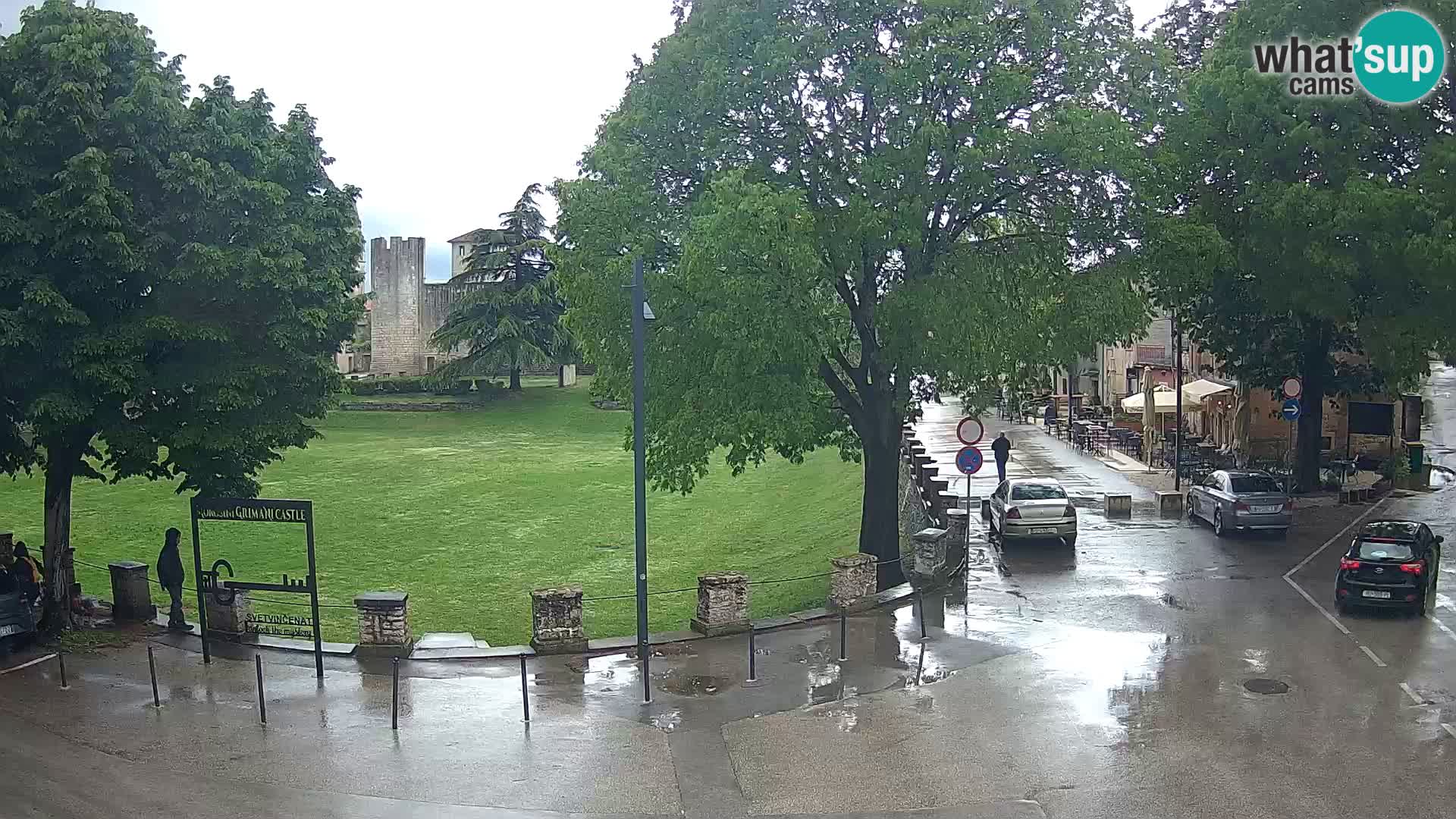 Live Svetvinčenat (Sanvincenti) – vista sul castello Morosini Grimani – Istria – Croazia
