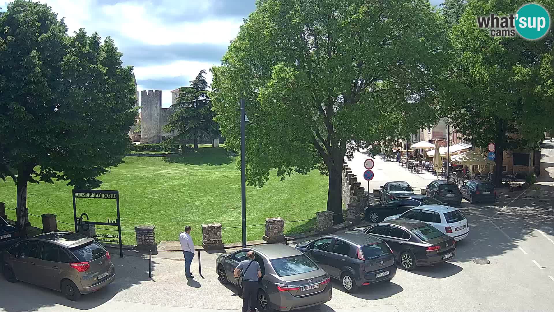 Uživo Svetvinčenat – pogled na dvorac Morosini Grimani – Istra