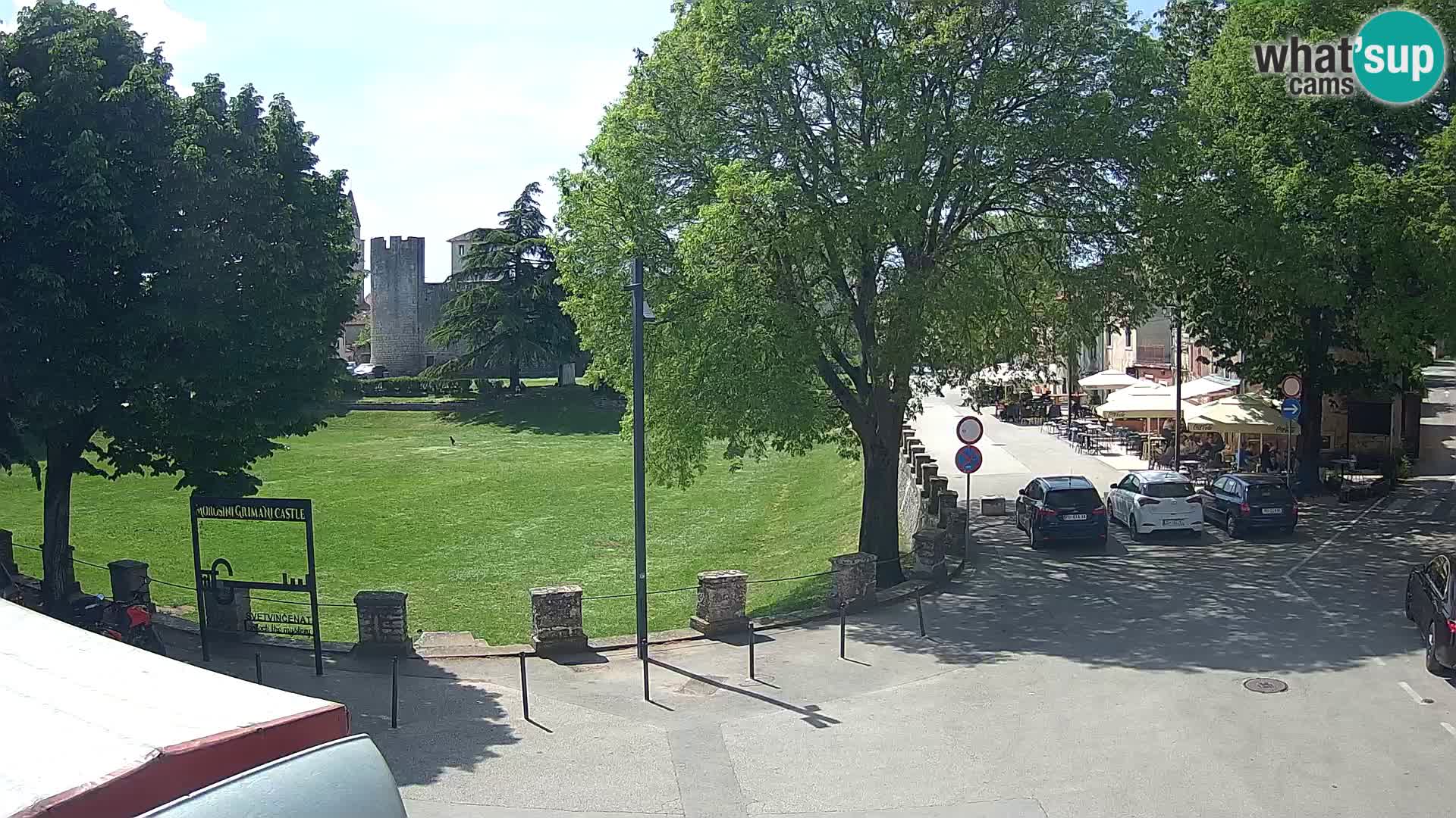 Live Svetvinčenat – Blick auf Schloss Morosini Grimani – Istrien – Kroatien