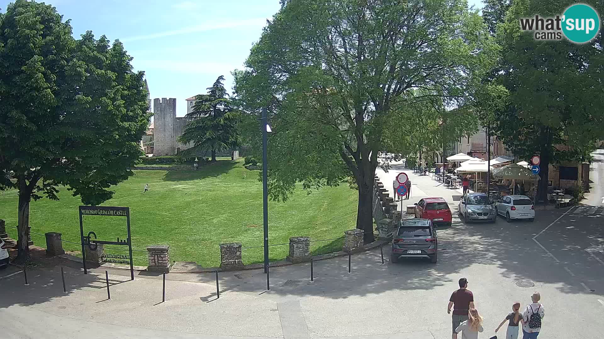 Live Svetvinčenat (Sanvincenti) – vista sul castello Morosini Grimani – Istria – Croazia