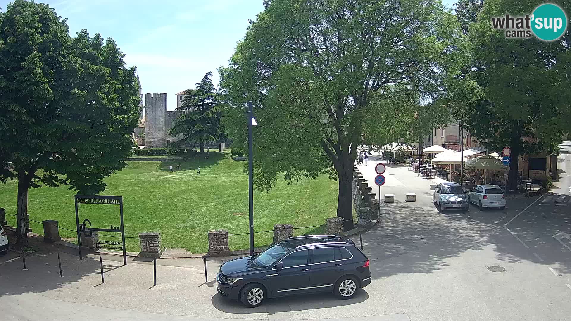 Uživo Svetvinčenat – pogled na dvorac Morosini Grimani – Istra