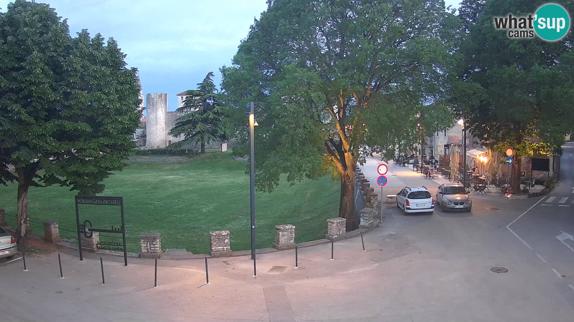 Live Svetvinčenat – Blick auf Schloss Morosini Grimani – Istrien – Kroatien
