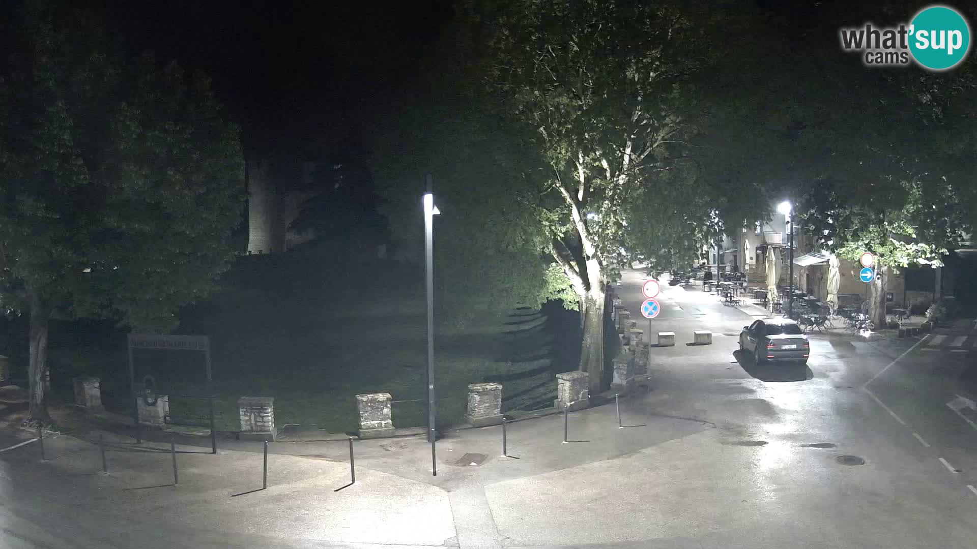 Svetvinčenat v živo – pogled na grad Morosini Grimani – Istra – Hrvaška