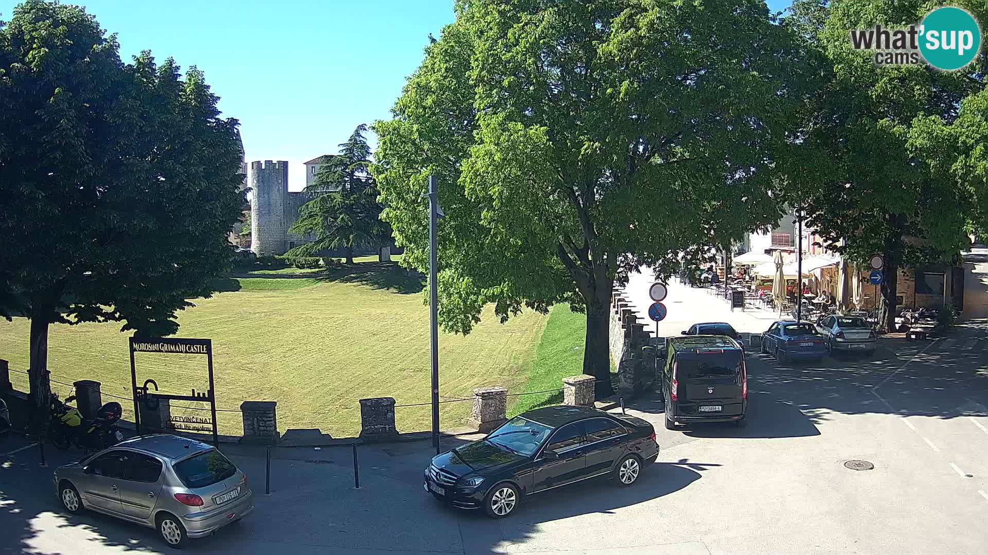 Live Svetvinčenat – vue sur le château Morosini Grimani – Istrie – Croatie