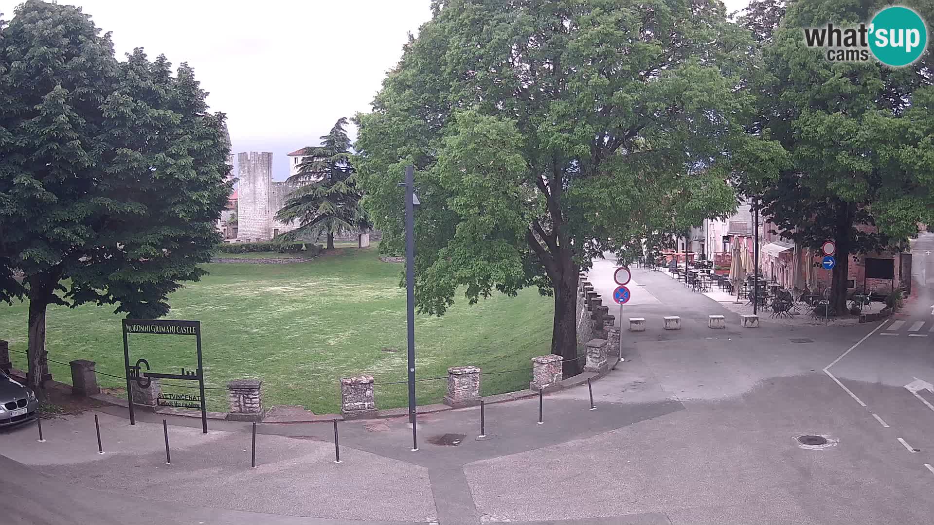 Live Svetvinčenat – Blick auf Schloss Morosini Grimani – Istrien – Kroatien