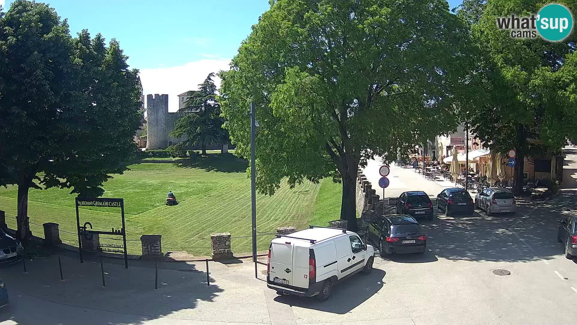 LIVE Svetvinčenat – vista al castillo Morosini Grimani – Istria – Croacia