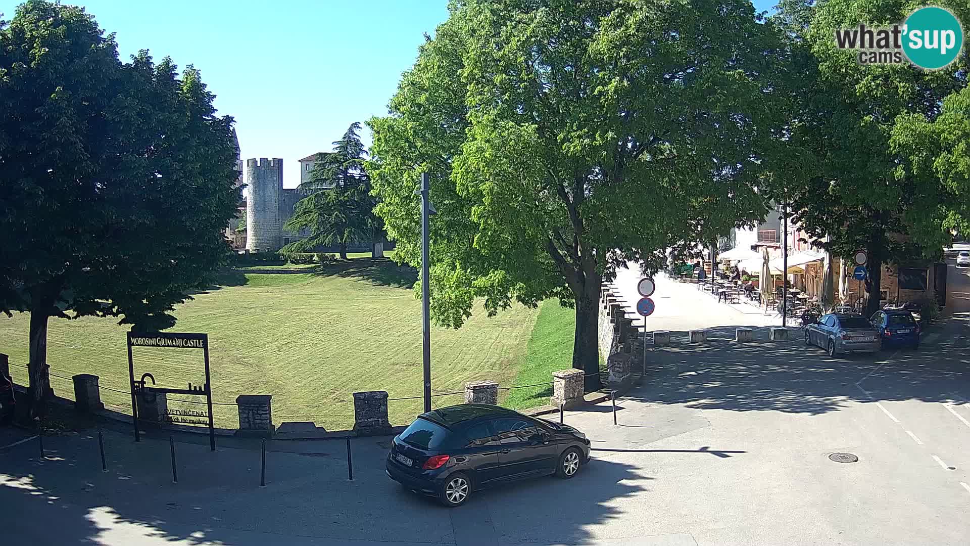 Live Svetvinčenat – Blick auf Schloss Morosini Grimani – Istrien – Kroatien