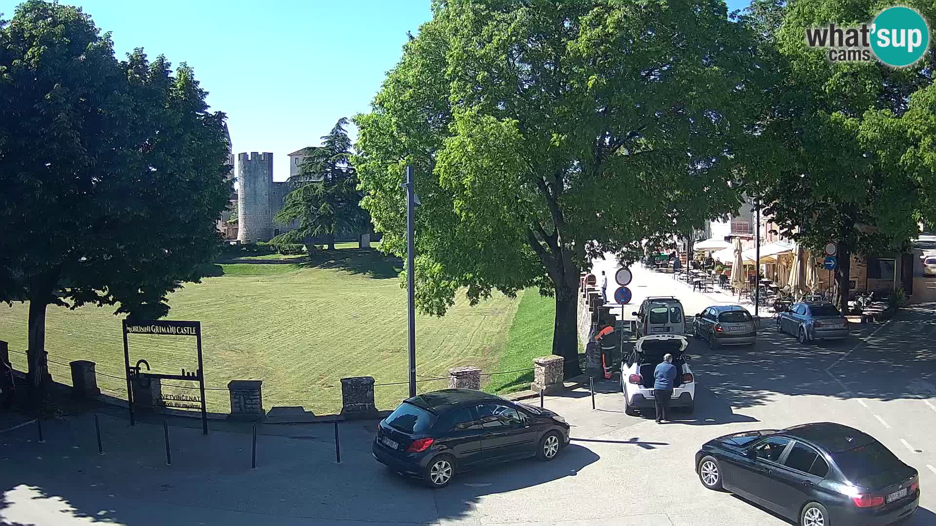 Live Svetvinčenat (Sanvincenti) – vista sul castello Morosini Grimani – Istria – Croazia