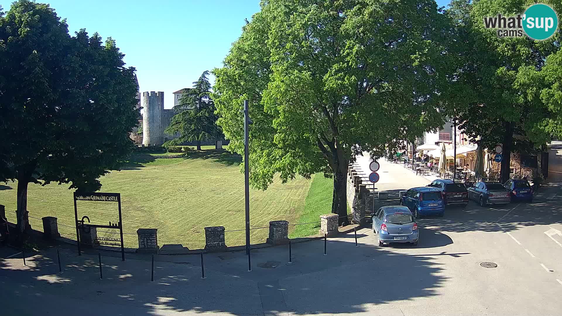 Live Svetvinčenat – vue sur le château Morosini Grimani – Istrie – Croatie