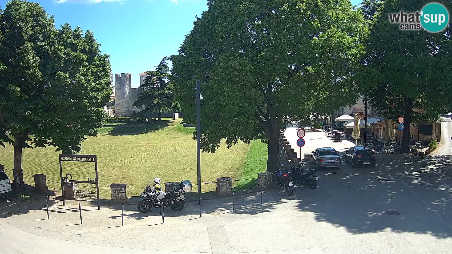 LIVE Svetvinčenat – vista al castillo Morosini Grimani – Istria – Croacia