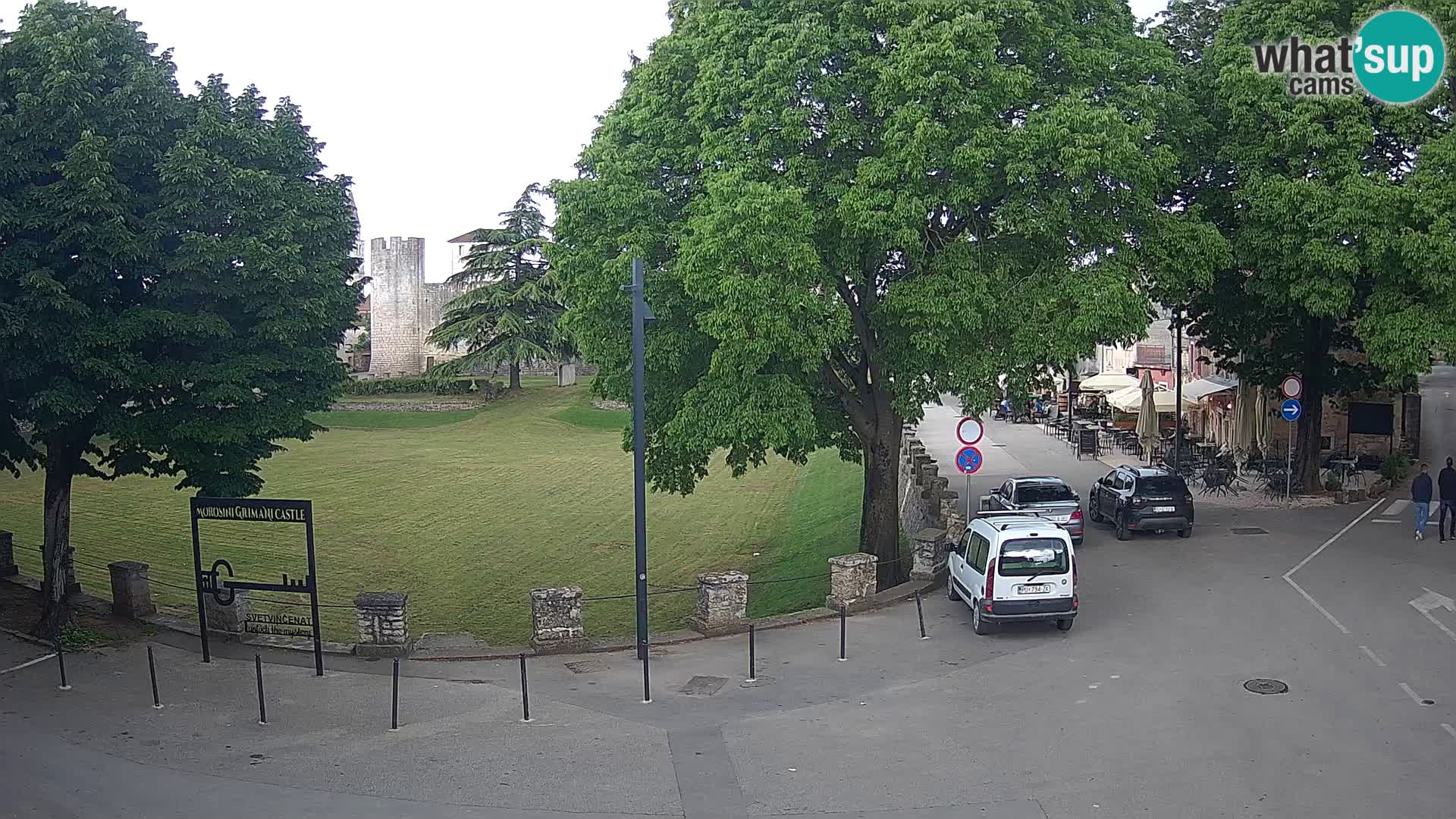 Live Svetvinčenat – vue sur le château Morosini Grimani – Istrie – Croatie