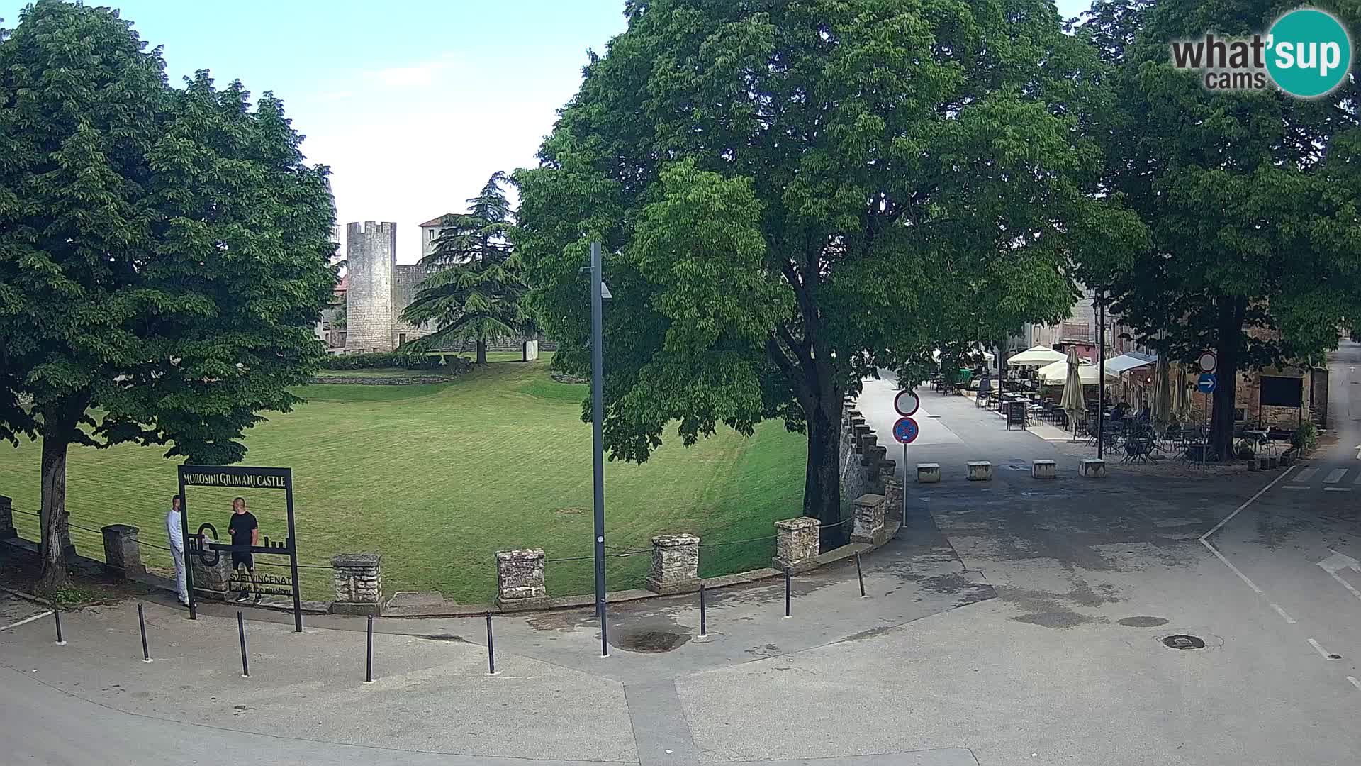 Live Svetvinčenat – Blick auf Schloss Morosini Grimani – Istrien – Kroatien