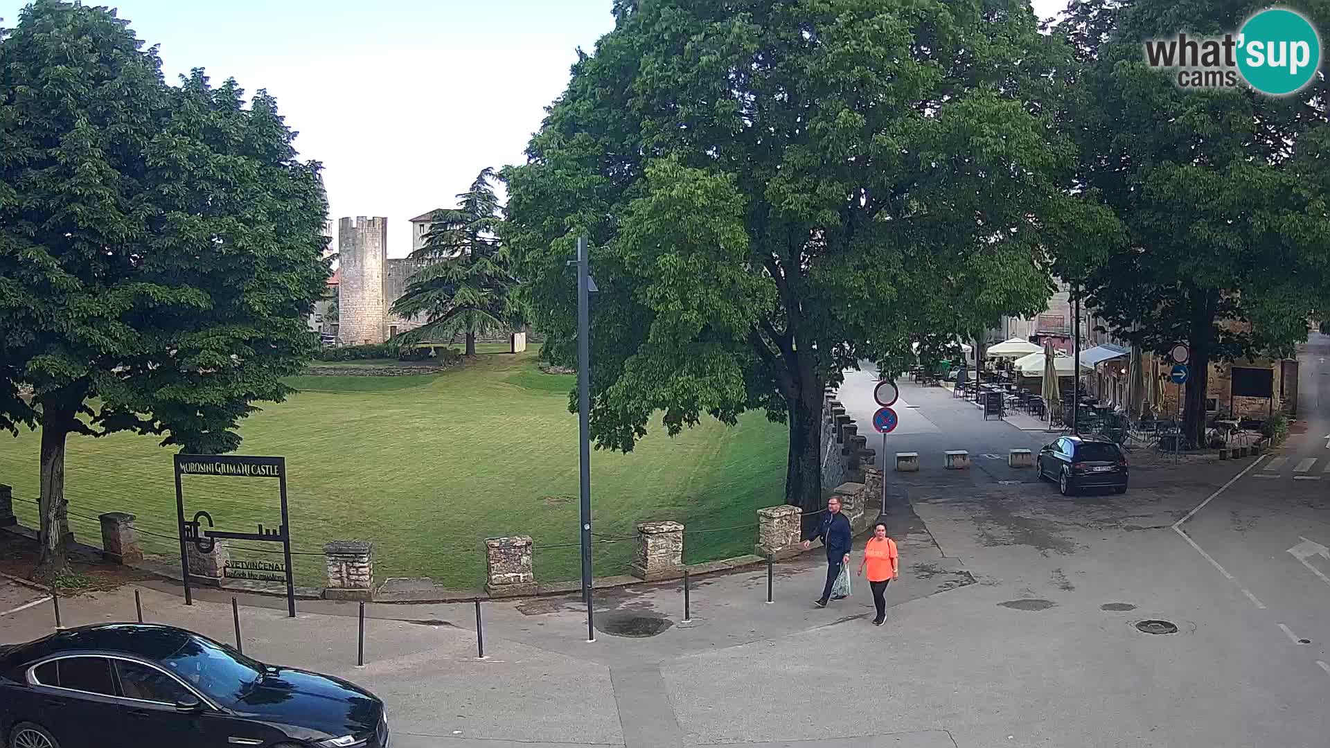 Live Svetvinčenat – Blick auf Schloss Morosini Grimani – Istrien – Kroatien