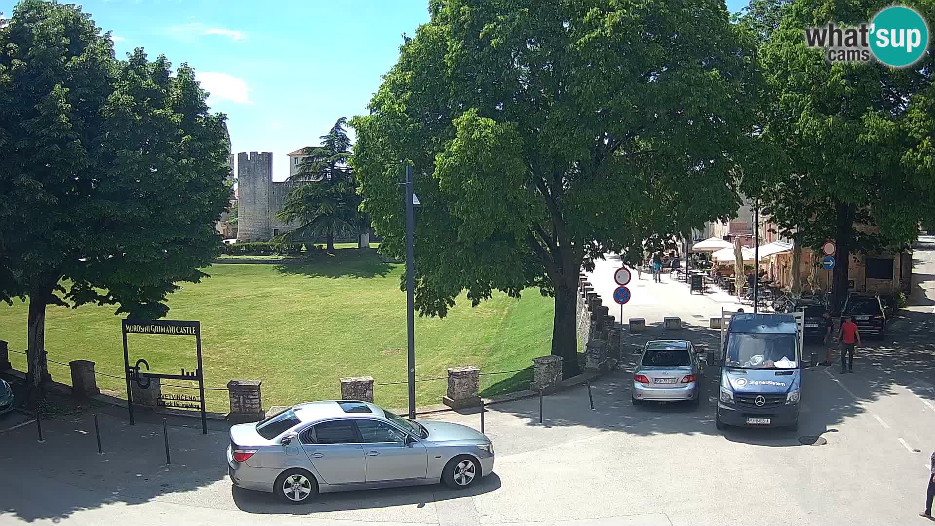 Live Svetvinčenat (Sanvincenti) – vista sul castello Morosini Grimani – Istria – Croazia