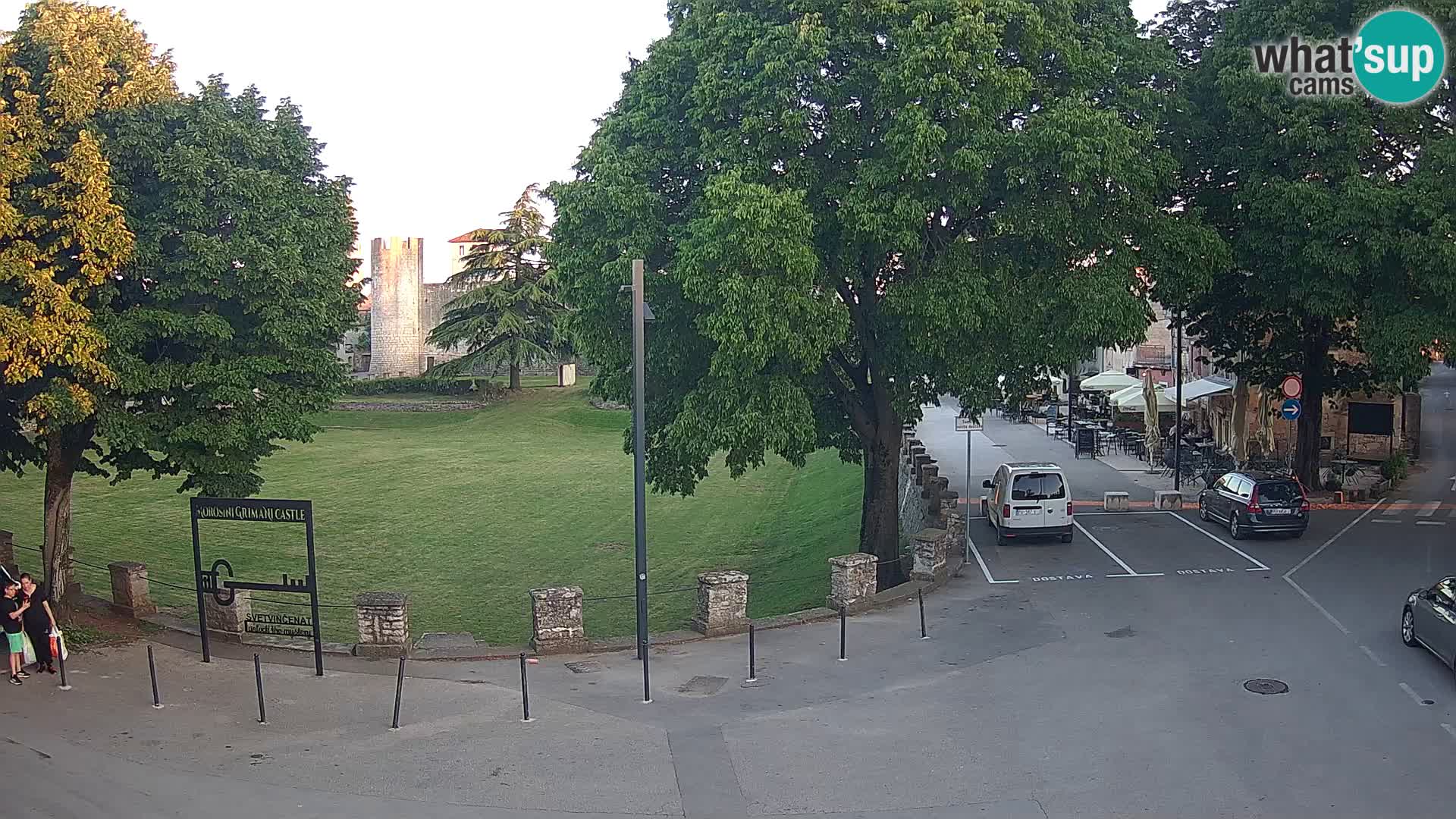 Live Svetvinčenat (Sanvincenti) – vista sul castello Morosini Grimani – Istria – Croazia
