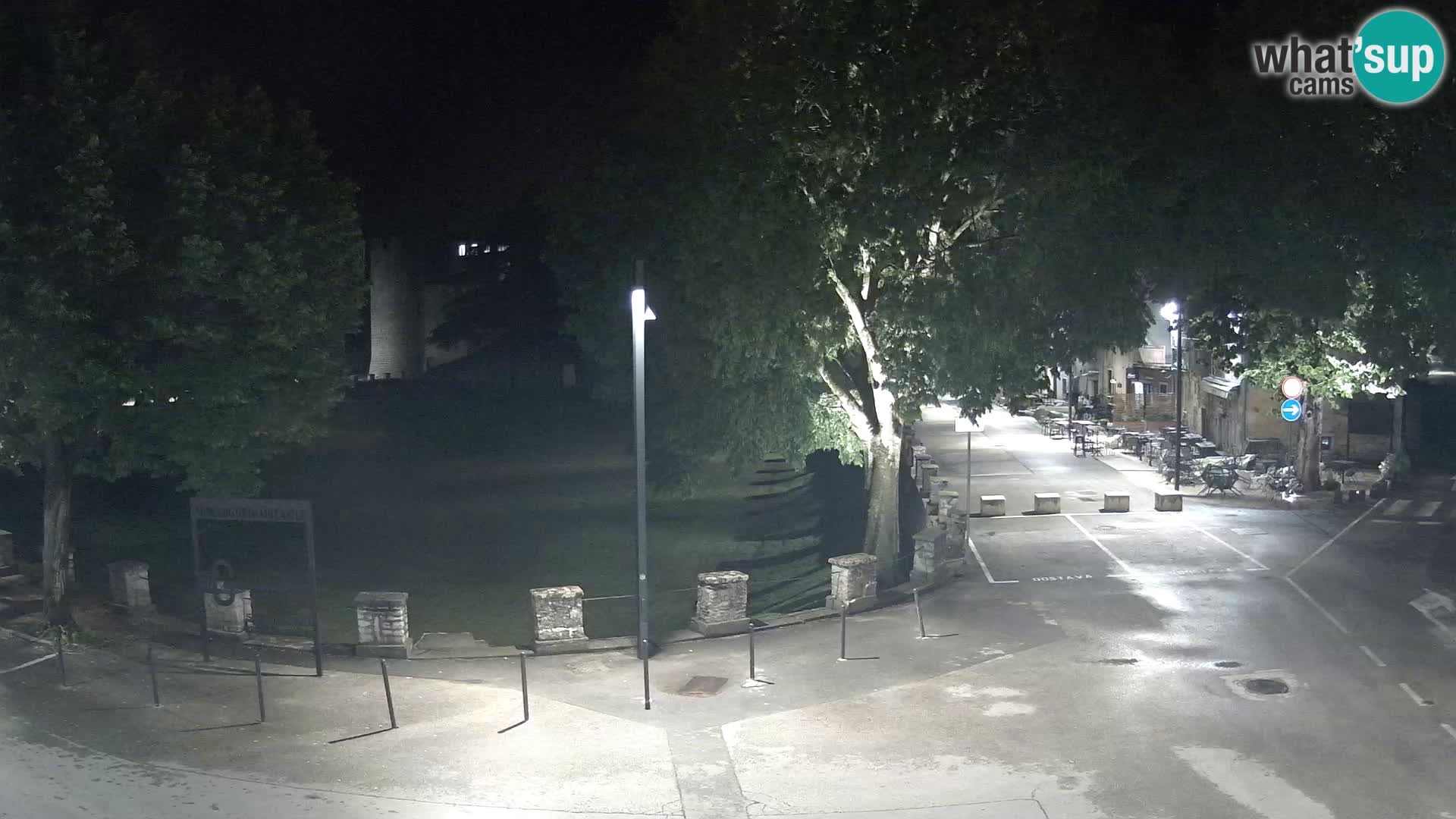 LIVE Svetvinčenat – vista al castillo Morosini Grimani – Istria – Croacia